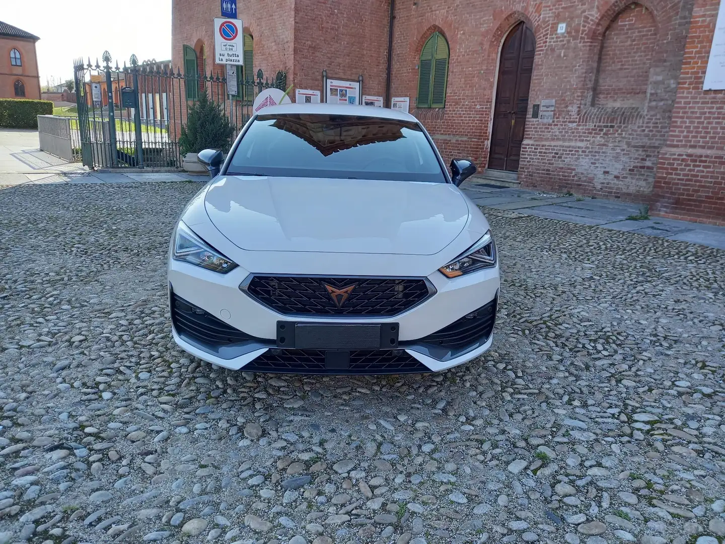 CUPRA Leon Leon 2.0 tsi 245cv dsg Bianco - 2