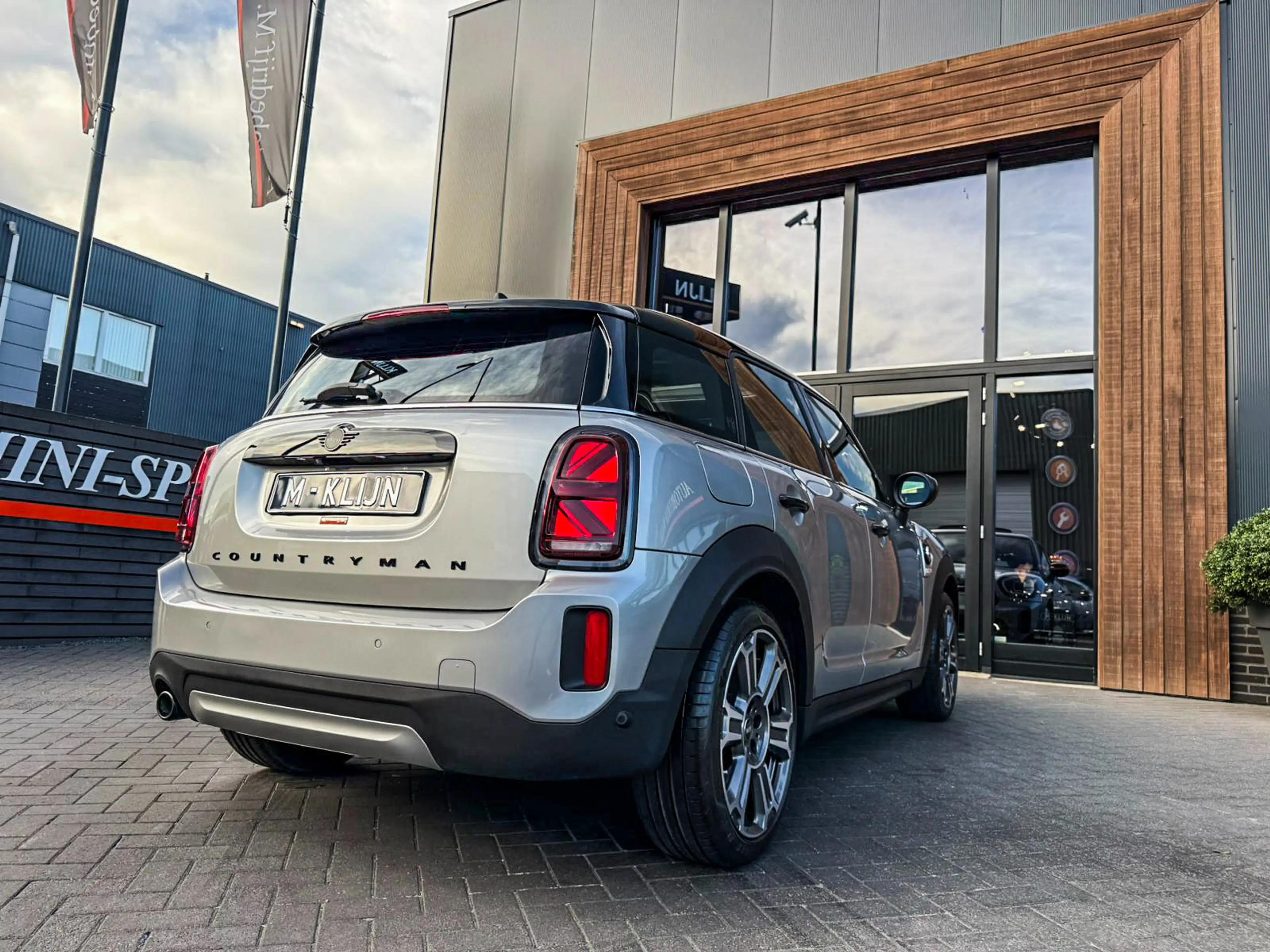 MINI Cooper SE Countryman 1.5 ALL4 MINI Yours 220pk Rooftop grey/Leer/Memory — photo 7