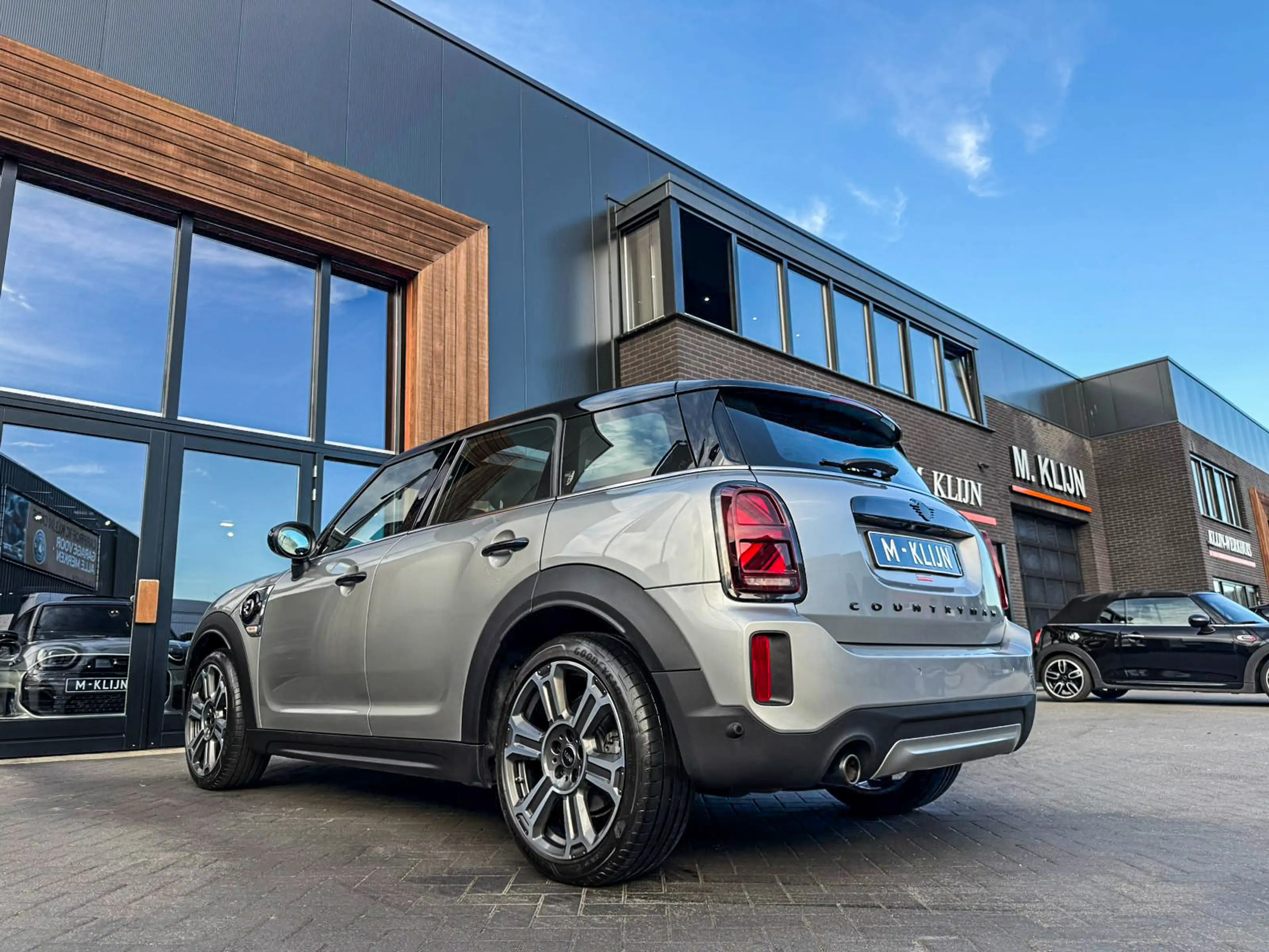 MINI Cooper SE Countryman 1.5 ALL4 MINI Yours 220pk Rooftop grey/Leer/Memory — photo 15