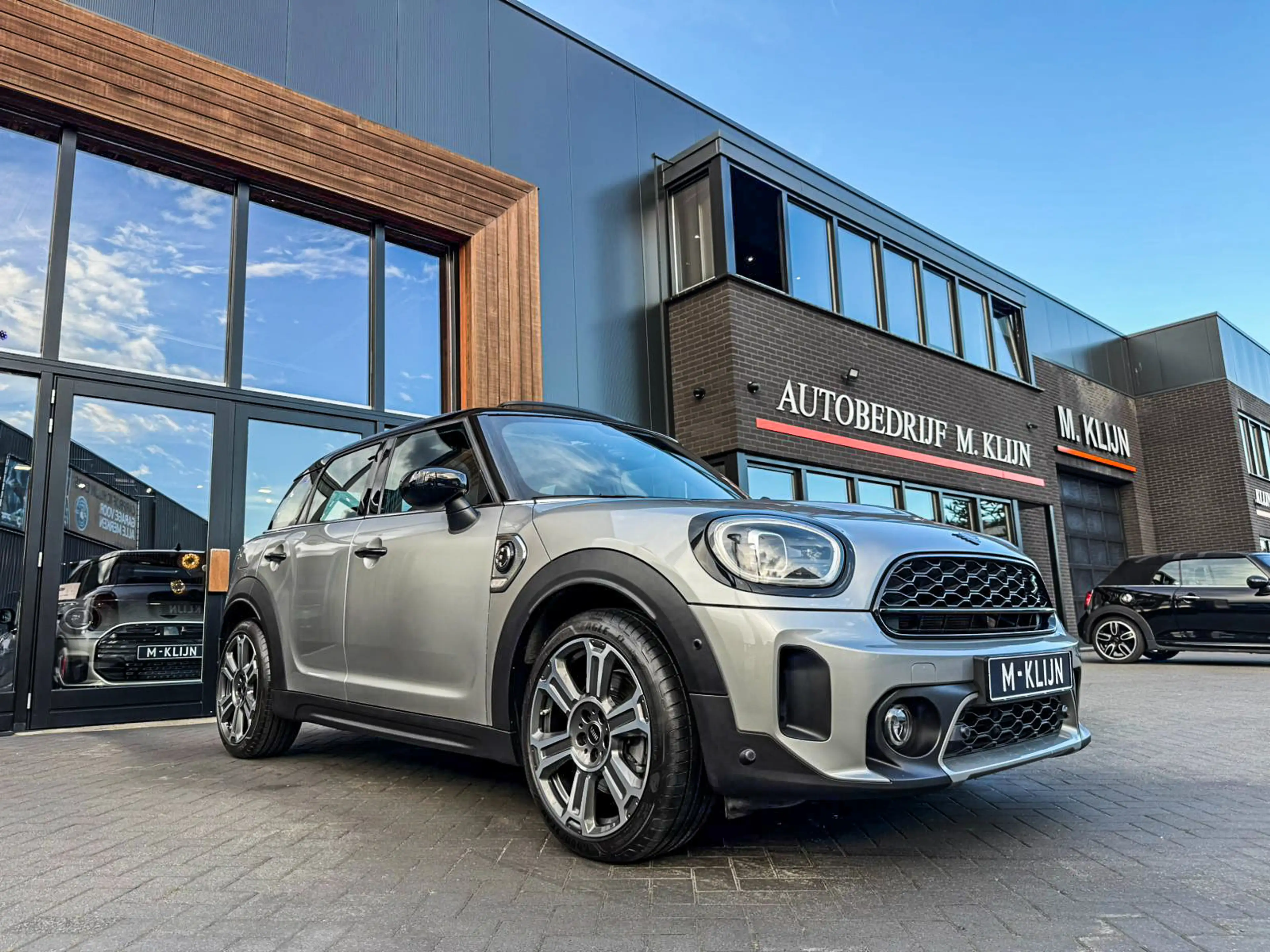MINI Cooper SE Countryman 1.5 ALL4 MINI Yours 220pk Rooftop grey/Leer/Memory