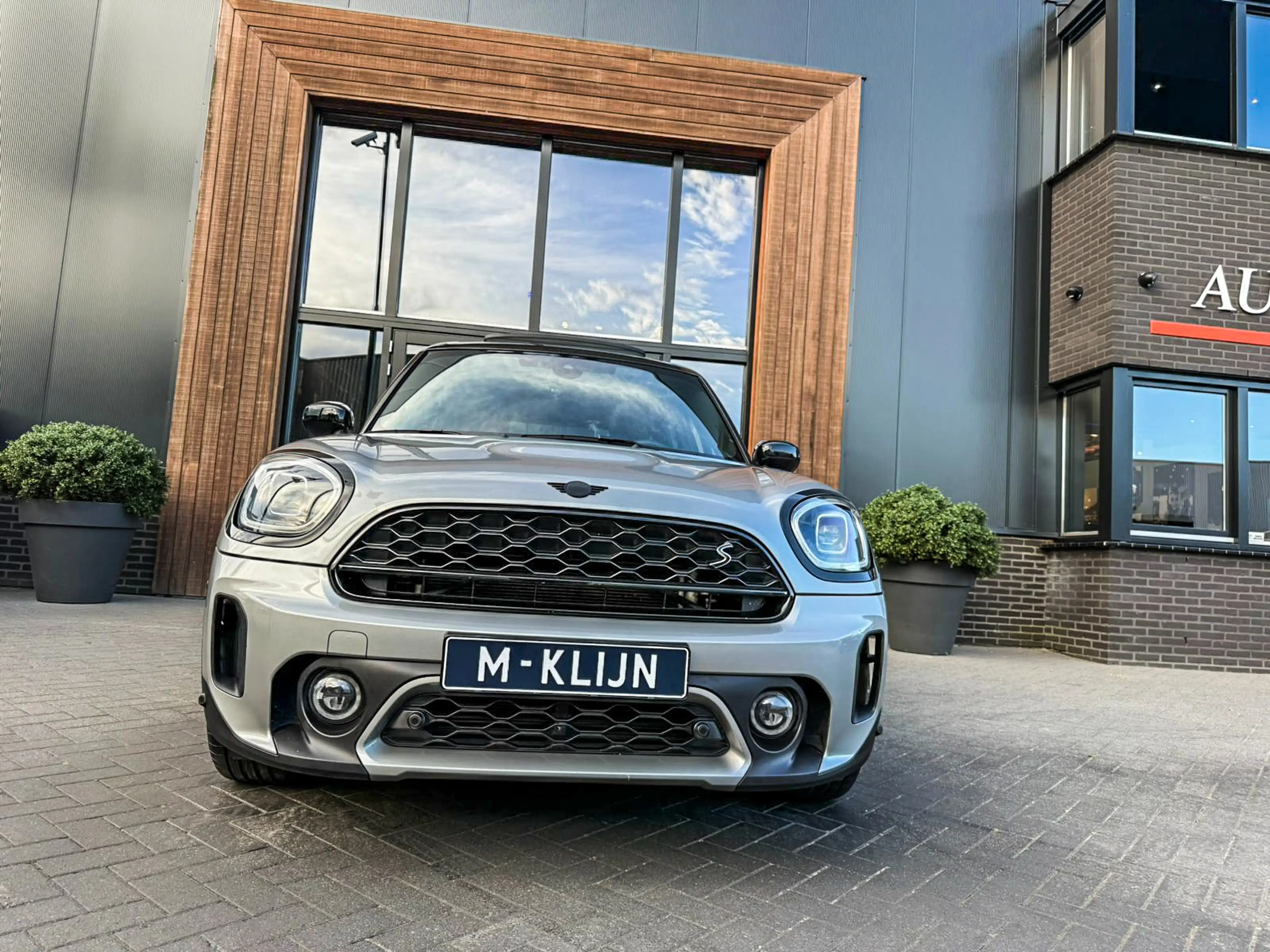 MINI Cooper SE Countryman 1.5 ALL4 MINI Yours 220pk Rooftop grey/Leer/Memory — photo 3
