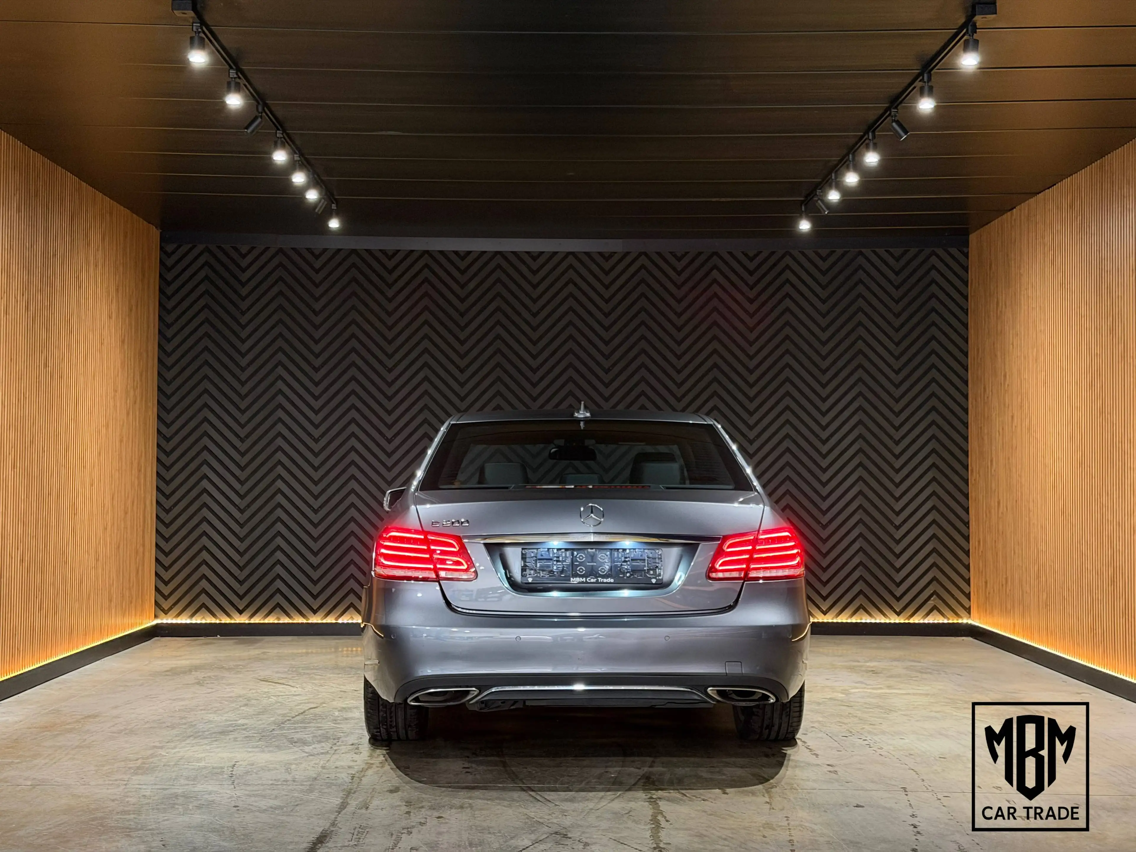 Mercedes-Benz E 200 ✅Avantgarde 12 Maanden GARANTIE 7G-Tronic Facelift — photo 3