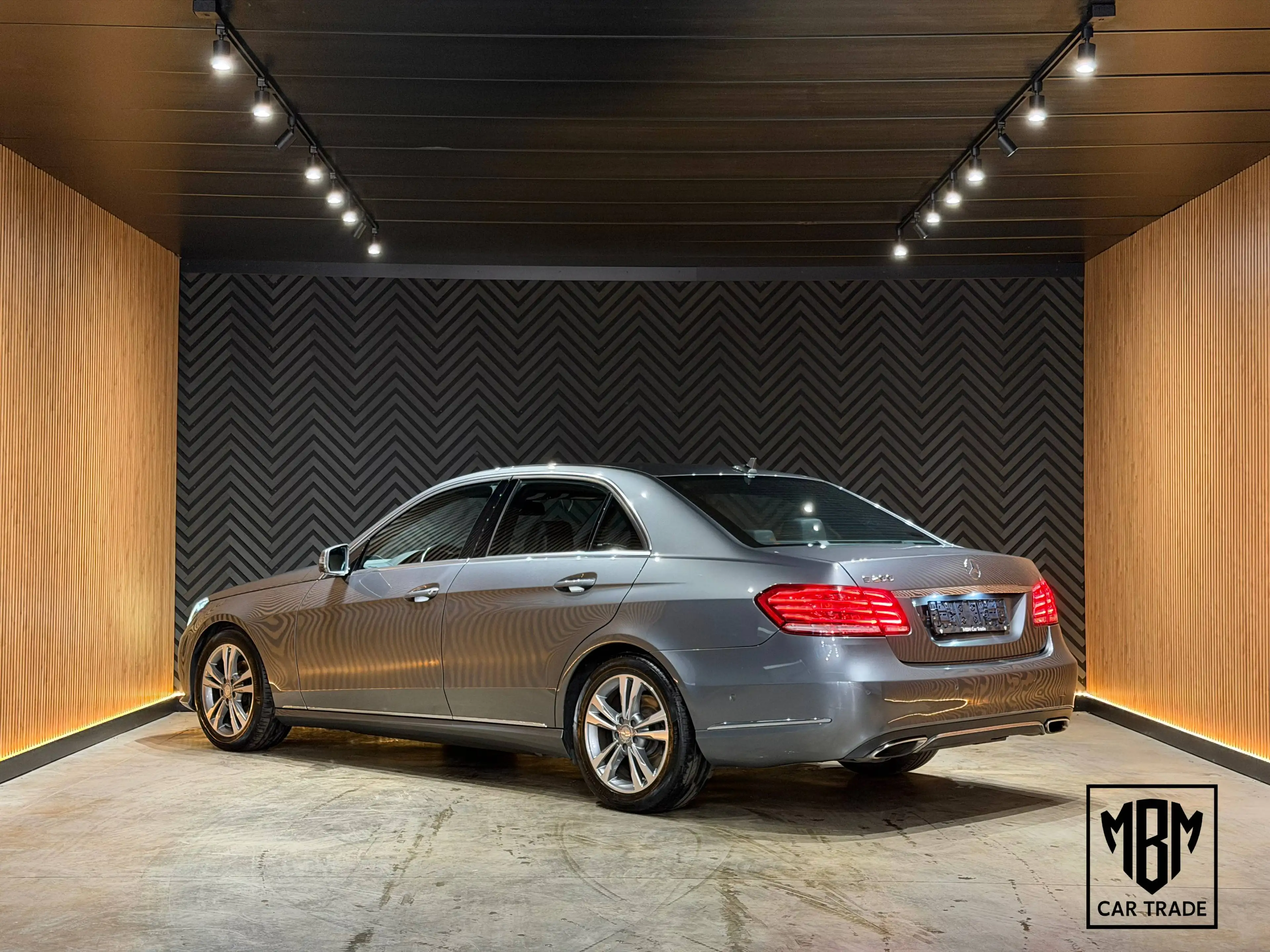 Mercedes-Benz E 200 ✅Avantgarde 12 Maanden GARANTIE 7G-Tronic Facelift — photo 2