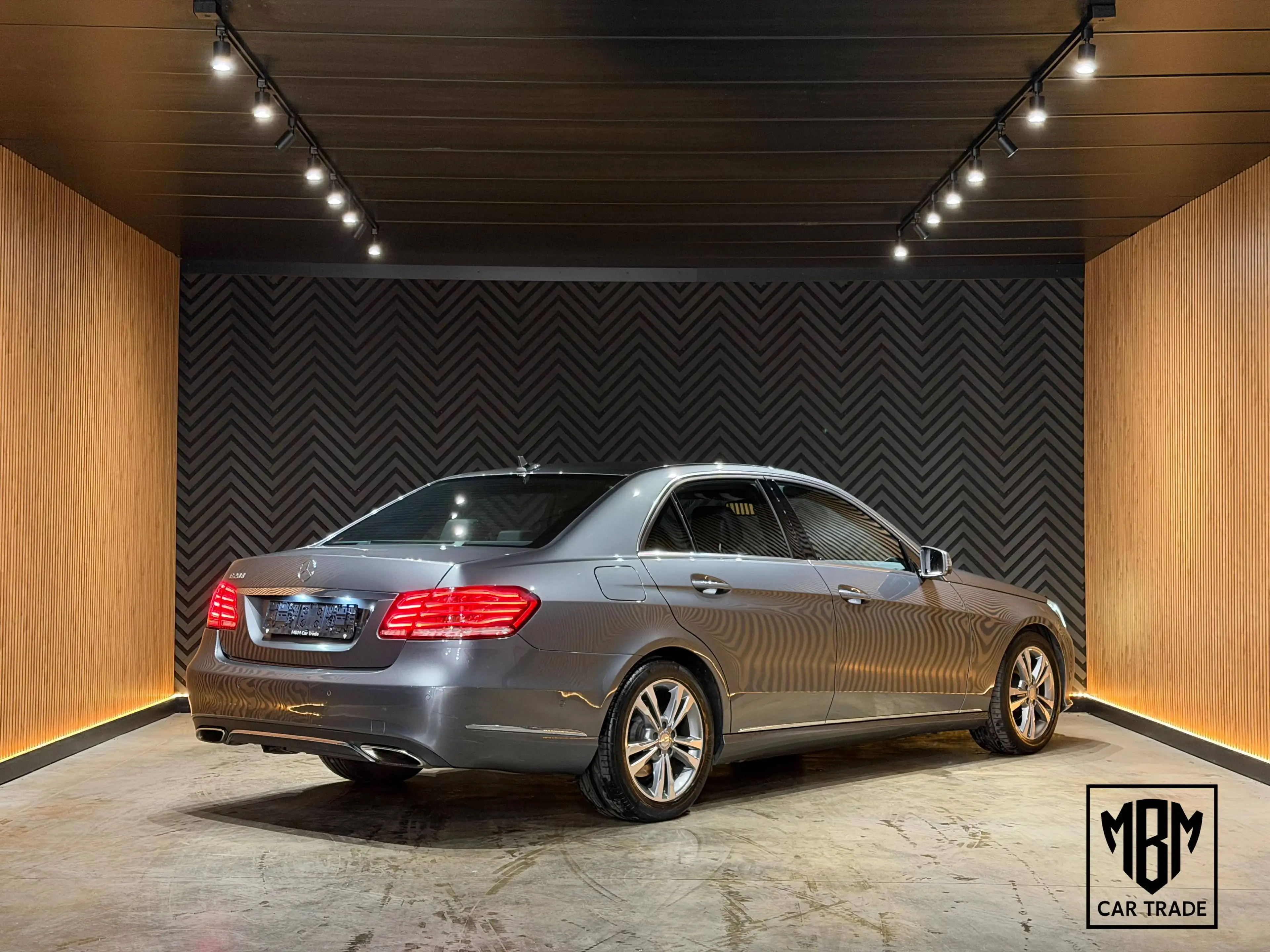 Mercedes-Benz E 200 ✅Avantgarde 12 Maanden GARANTIE 7G-Tronic Facelift — photo 4