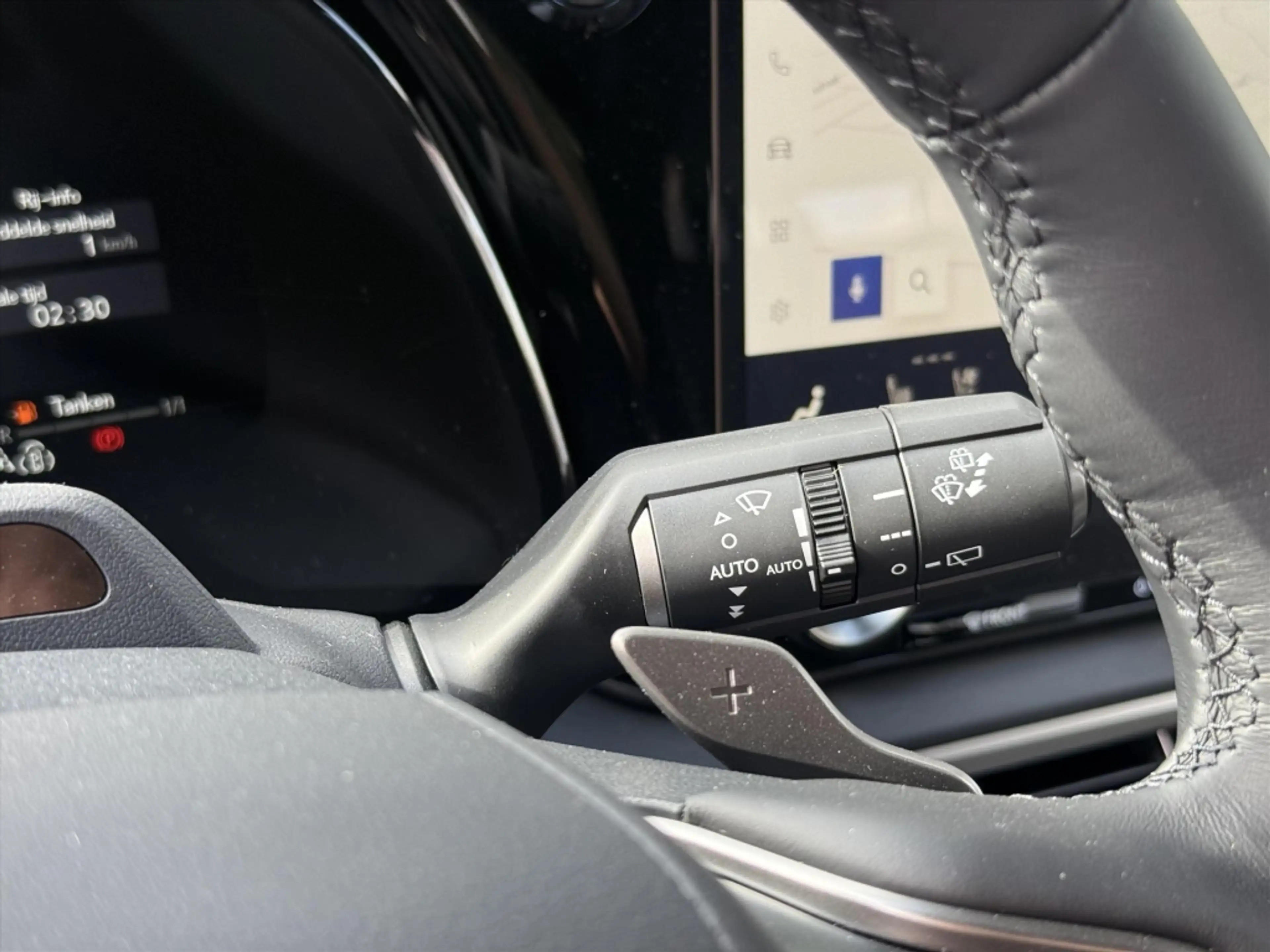 Lexus RX 450h 450h+ Plug-in AWD F Sport Design | Panoramadak, Le — photo 23