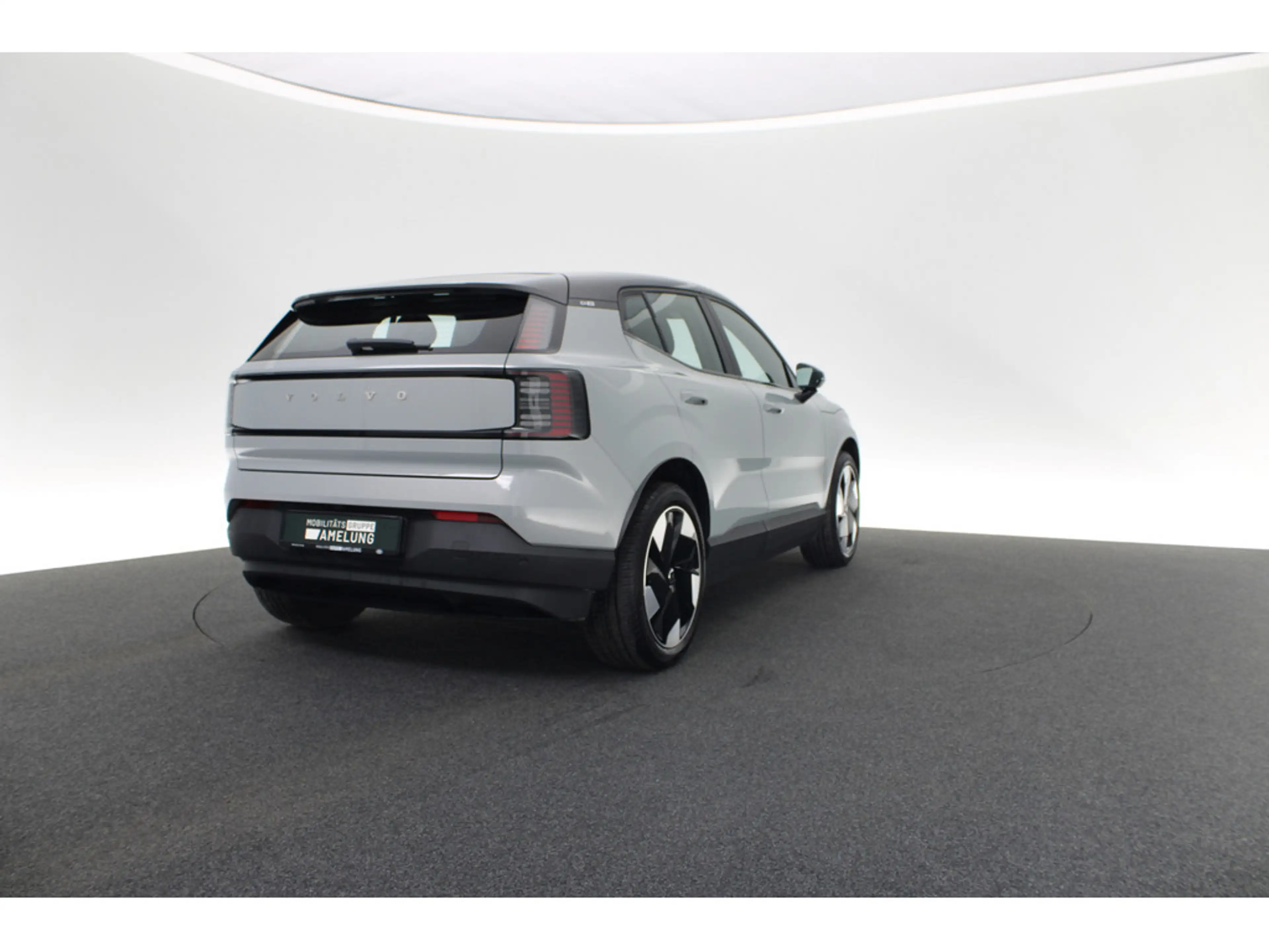 Volvo EX30 Plus 2WD Pure Electric aus 1.Hand ACC — photo 8