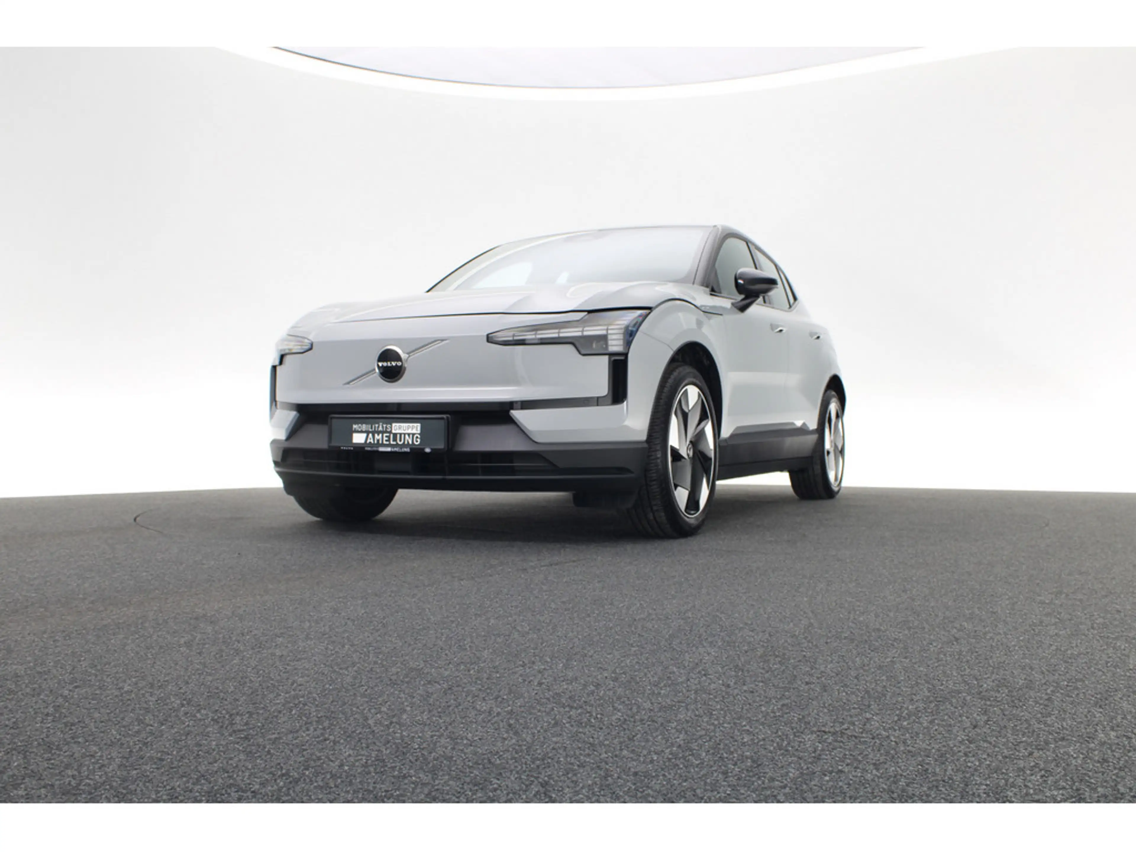 Volvo EX30 Plus 2WD Pure Electric aus 1.Hand ACC — photo 13