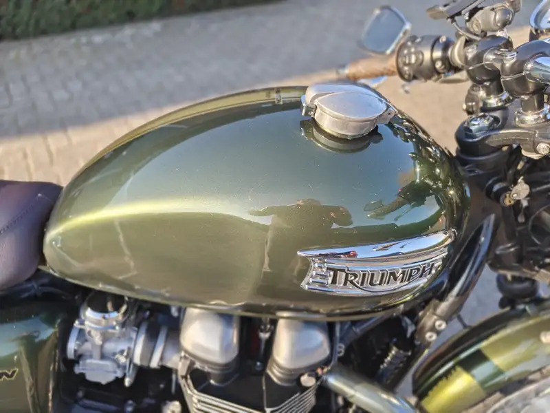 Triumph Thruxton - foto 5