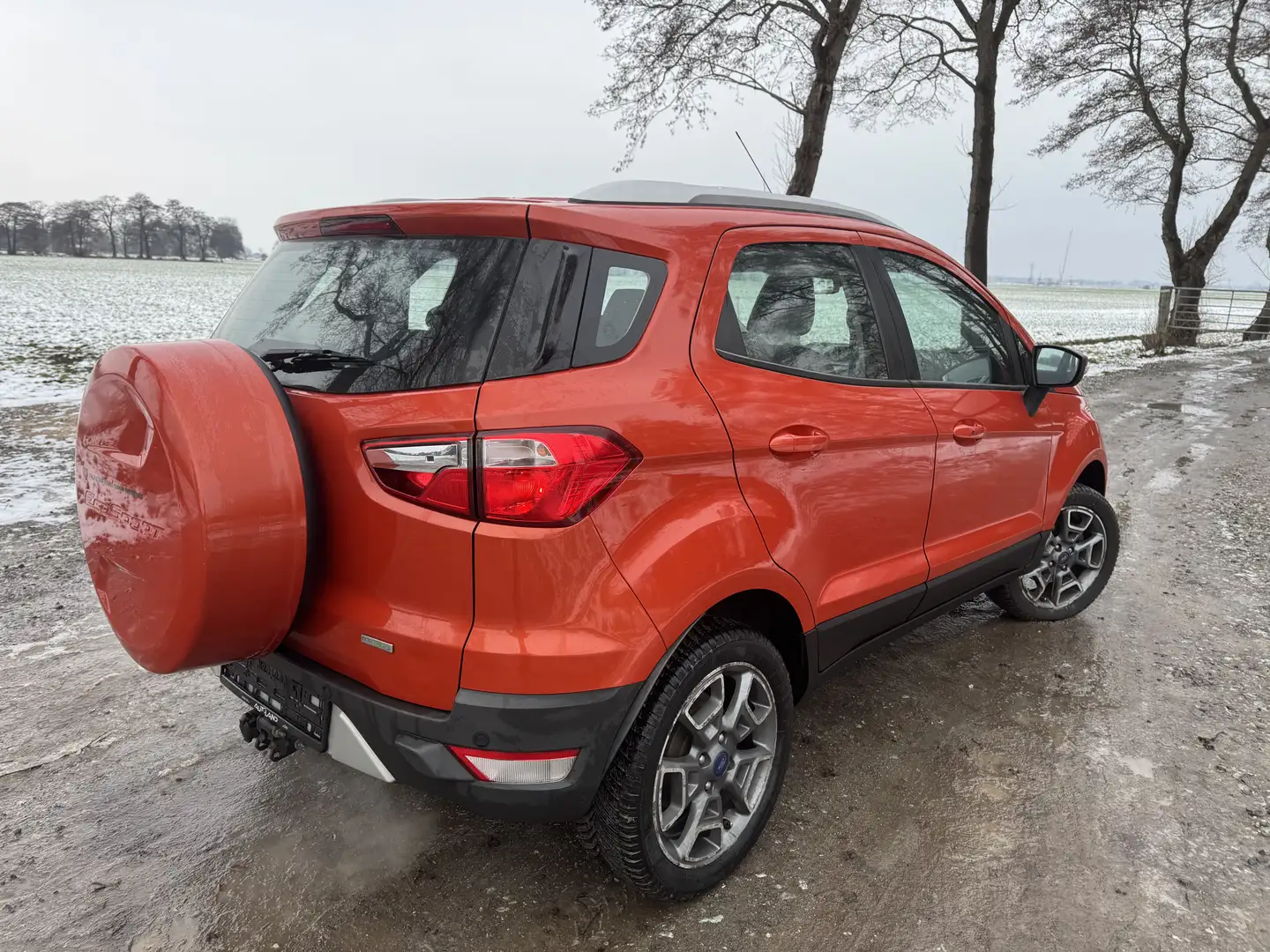 Ford EcoSport Titanium, HU/AU 01.2028, Inkl 1 Jahr Garantie,AHK Orange - 2