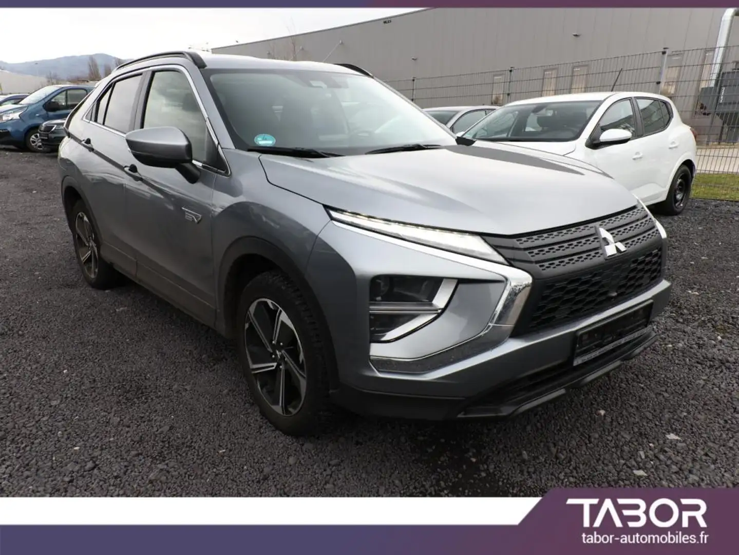 Mitsubishi Eclipse Cross 2.4 MIVEC 188 CVT 4WD Gris - 2