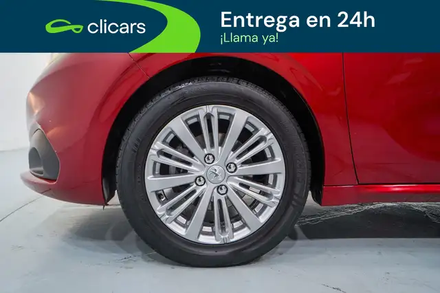 Peugeot 208 view 11