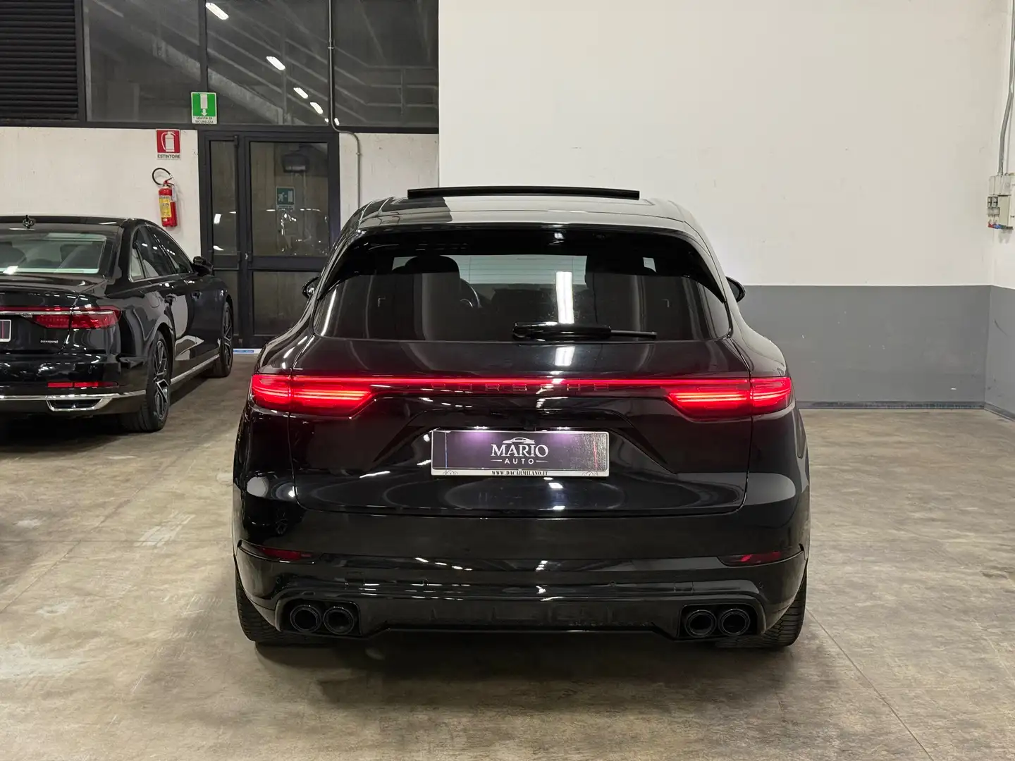 Porsche Cayenne Cayenne III 2019 3.0 tiptronic Schwarz - 2