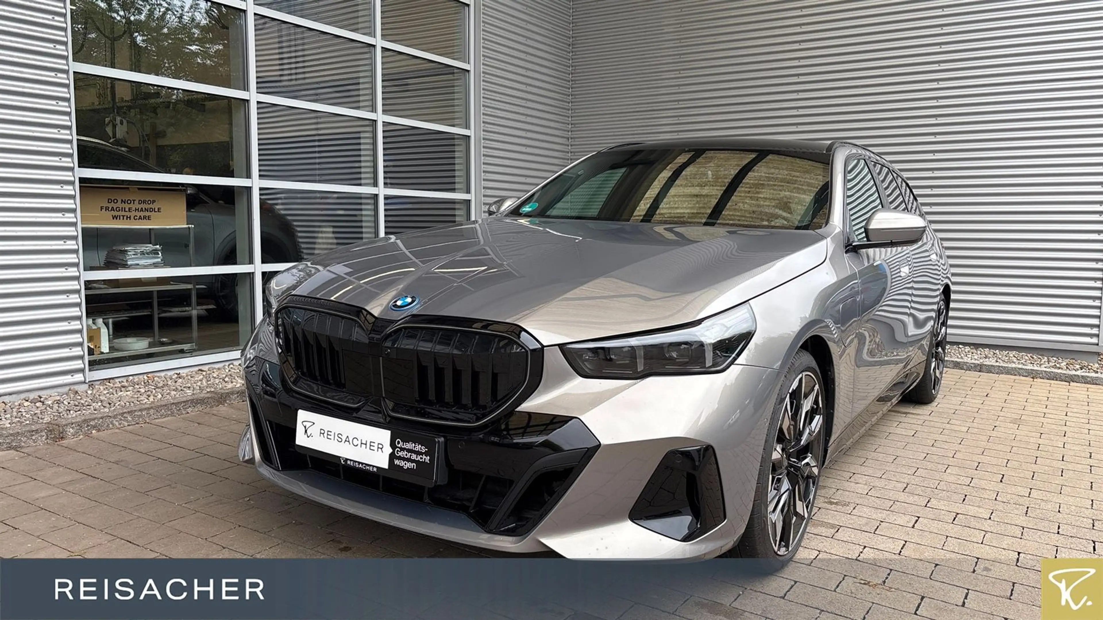 BMW 550 e A xDrive Tou M-Sport,M-Sport PRO,Pano,AHK,D