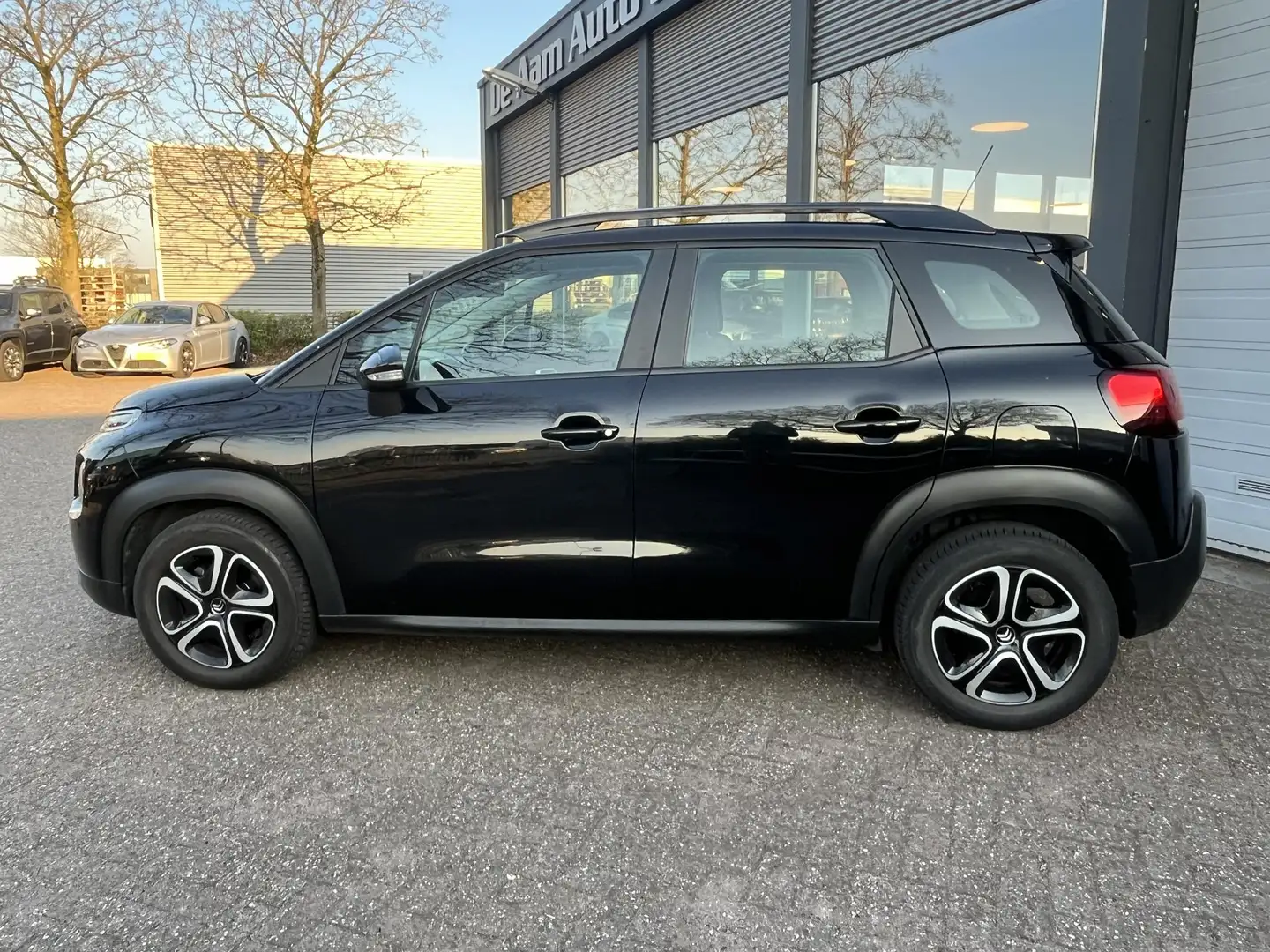 Citroen C3 Aircross 1.2 PureTech Feel Nieuwe distributie riem en groot Zwart - 2