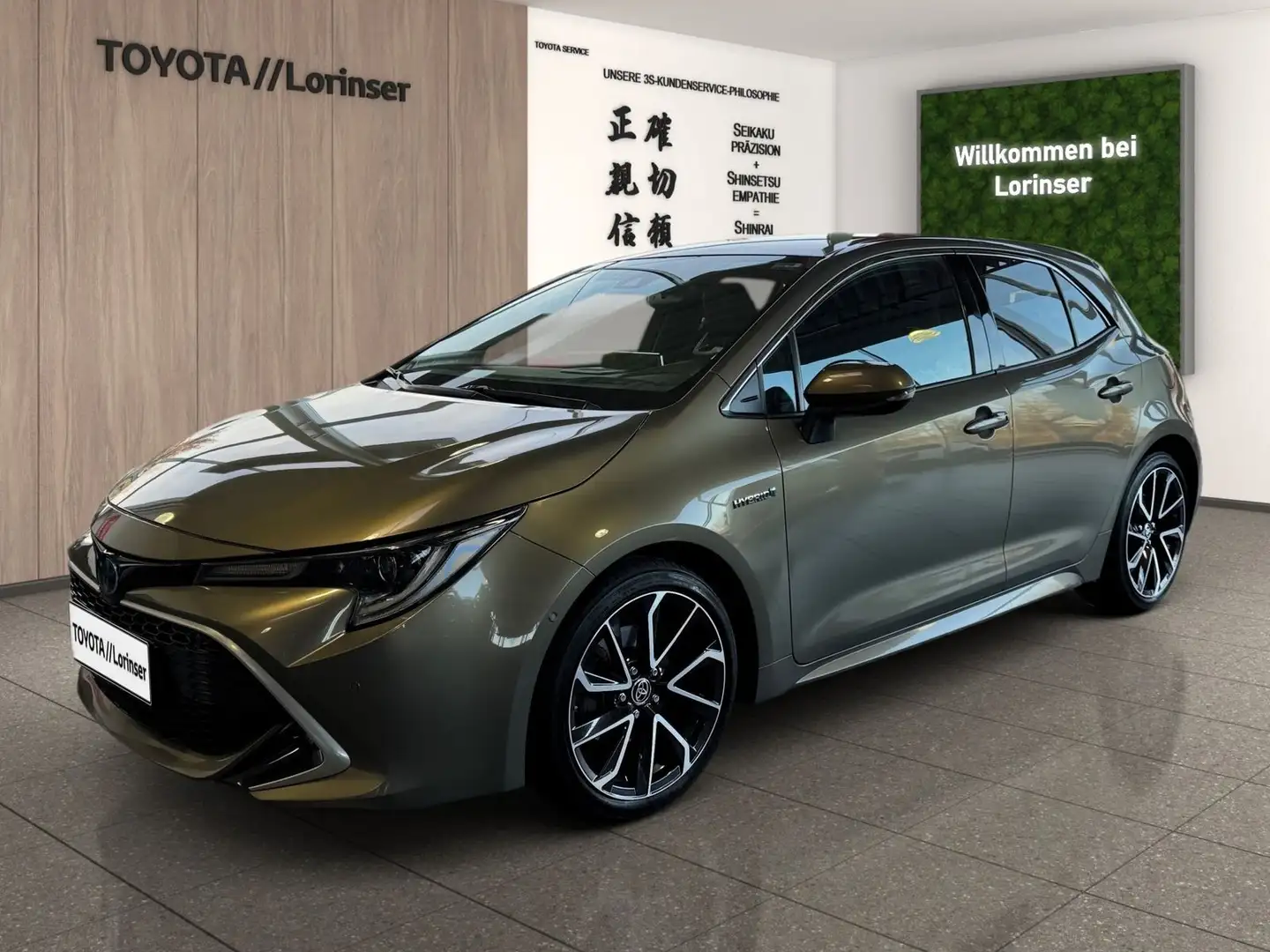 Toyota Corolla 2.0 Lounge Kam.+KlimaA+LED+Leder+PDC+SHZ Braun - 2