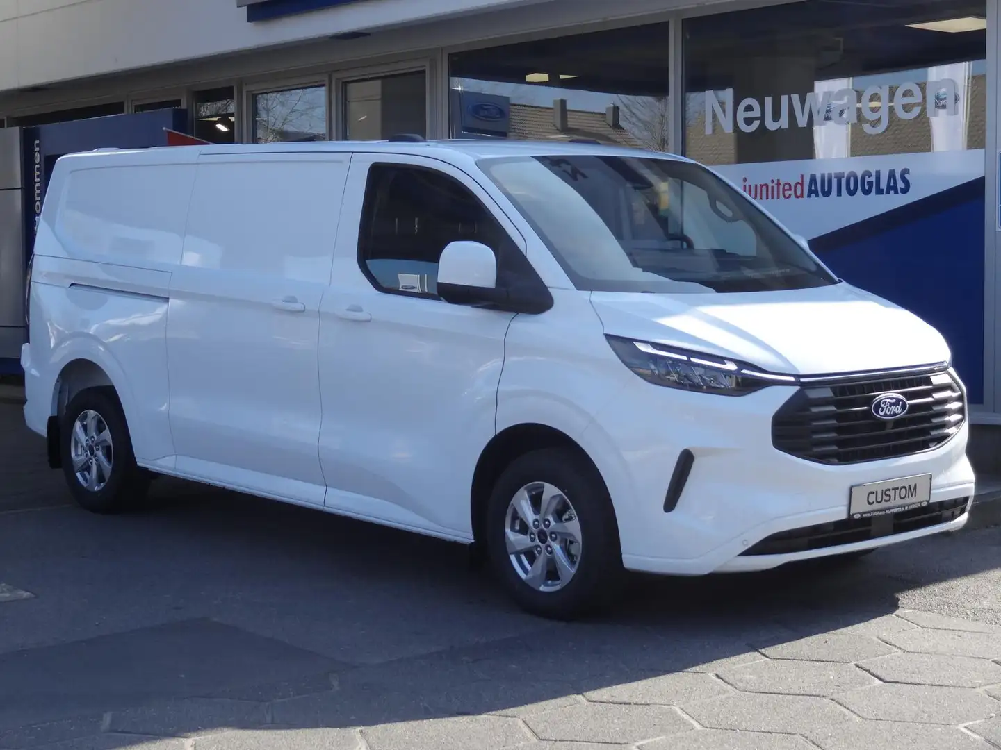Ford Transit Custom 320 L2H1 Limited SHZ RFK PDC AHK Weiß - 2