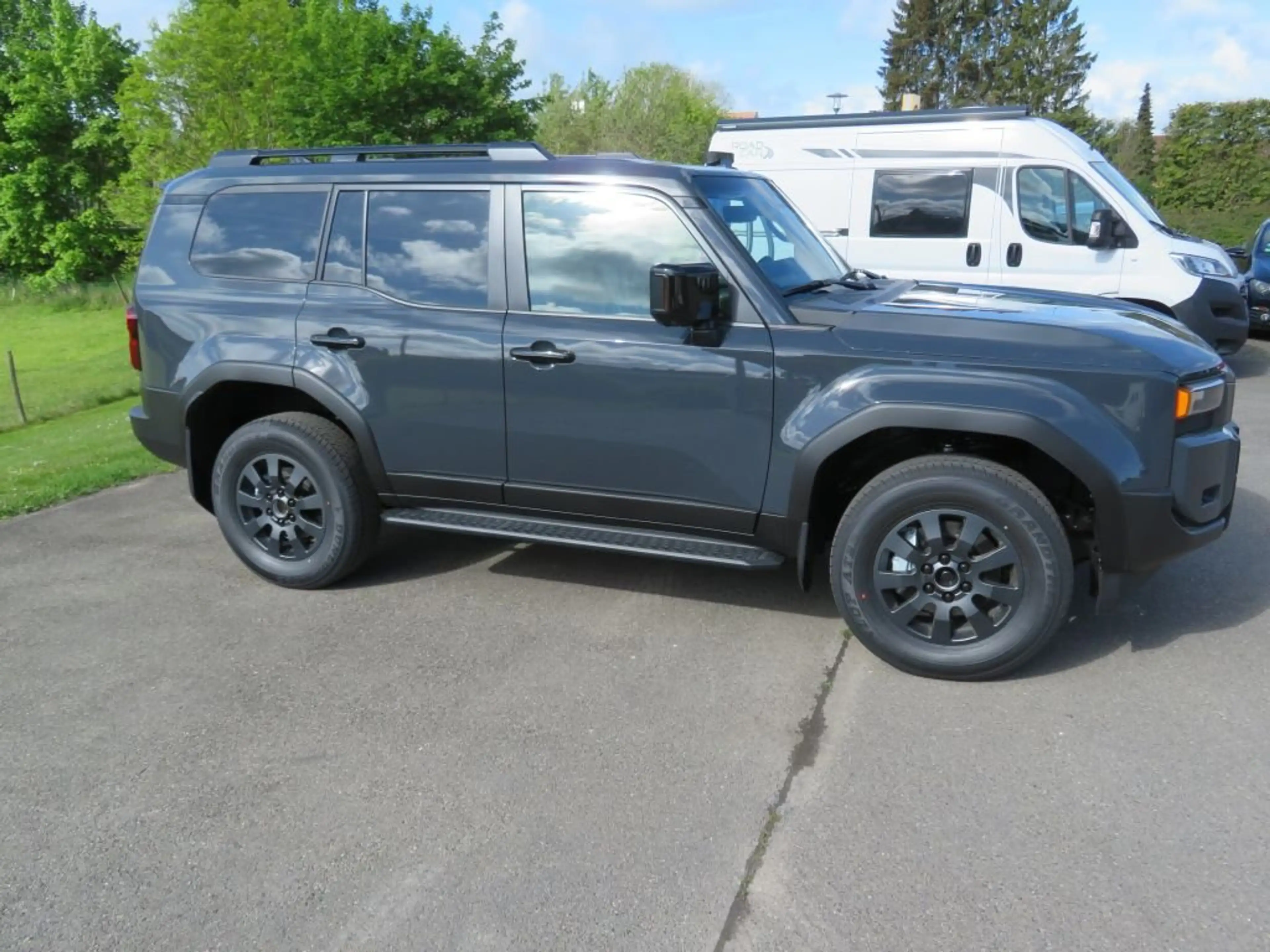 Toyota Land Cruiser Land Cruiser 2.8D-4D Mild-Hybr. Automat Executive — photo 3