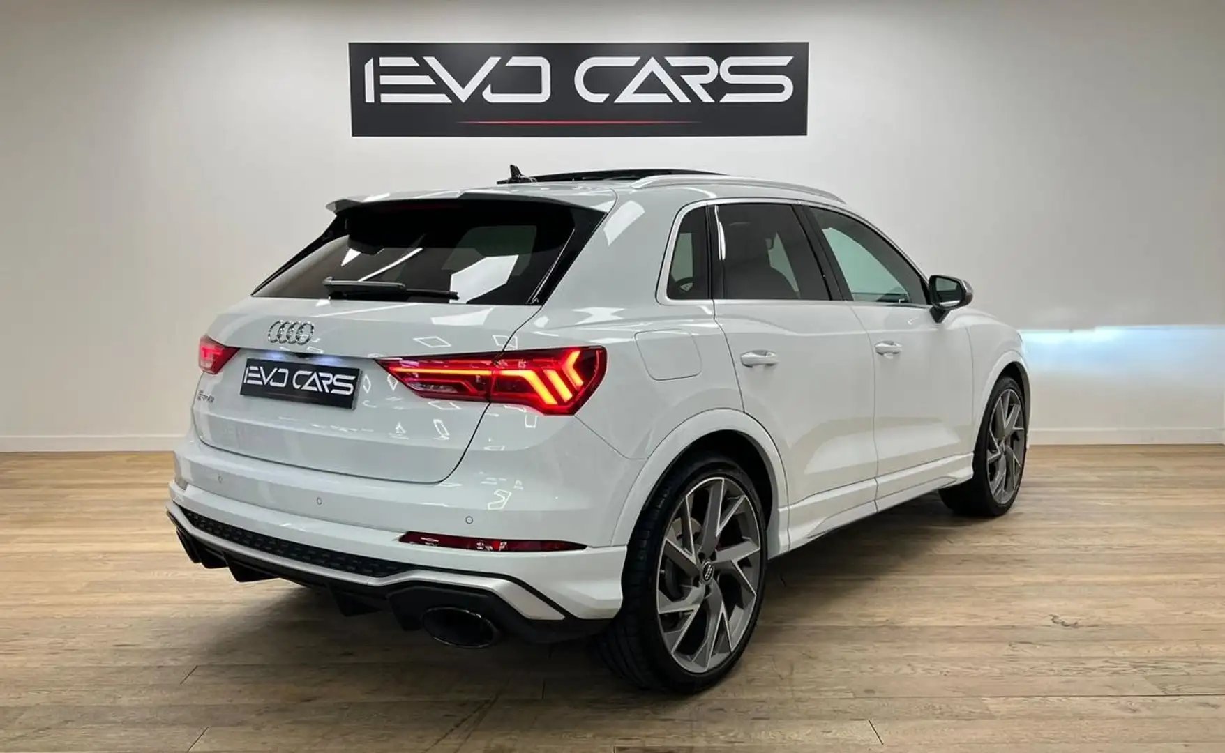 Audi RS Q3 RSQ3 2.5 TFSI 400 ch STronic 7 Quattro / BO / TO / ACC / DCC / Echappement / CarPlay Blanco - 2