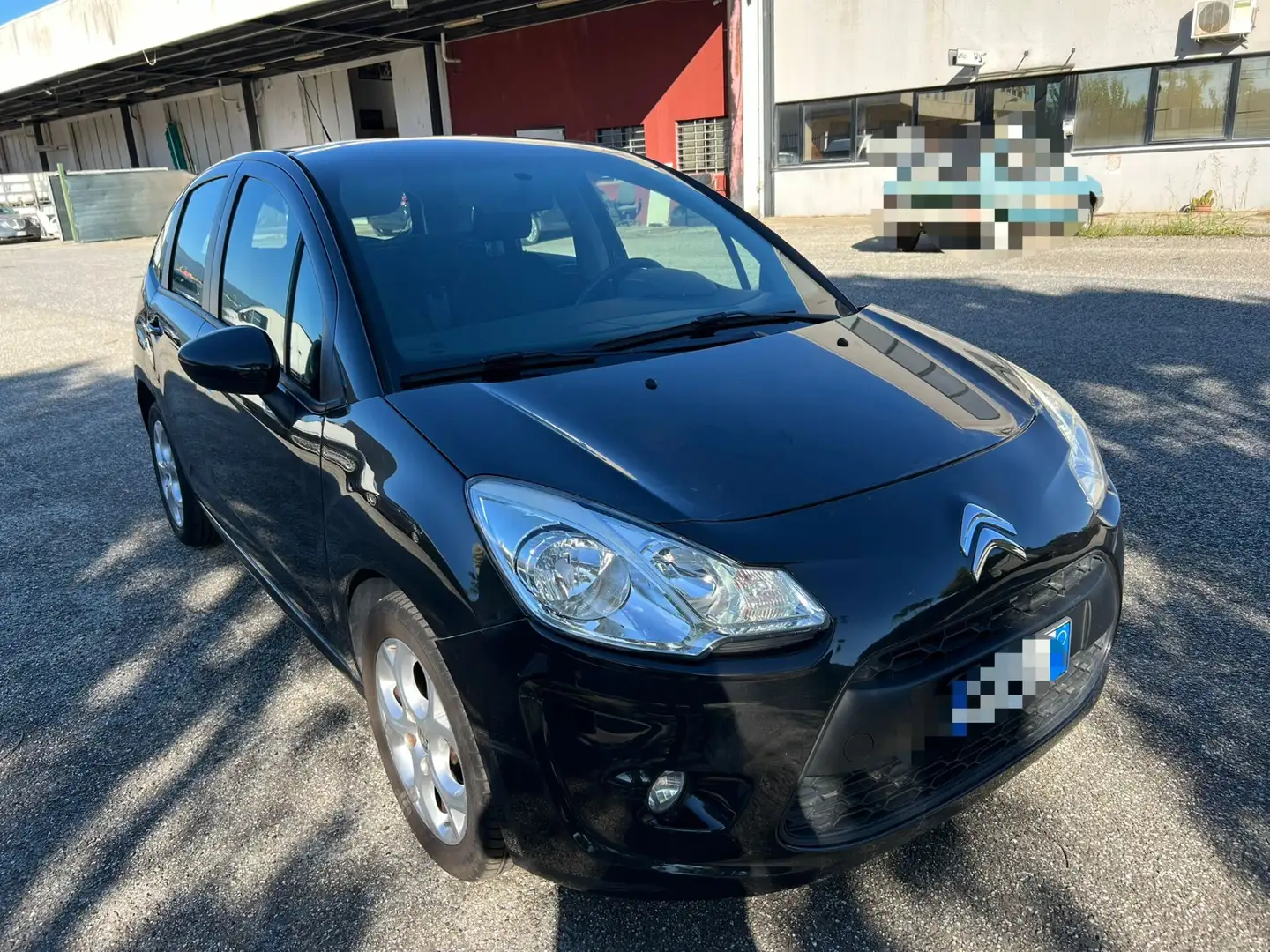 Citroen C3 C3 1.1 Exclusive ZEN Zwart - 1