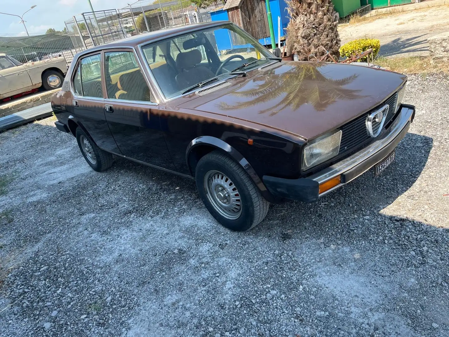 Alfa Romeo Alfetta Alfetta 2.0 L Marrone - 1