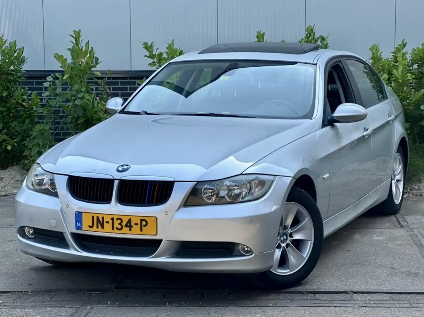 BMW 318 3-serie 318i Business L |Airco |Automaat |Schuifda Grijs - 1