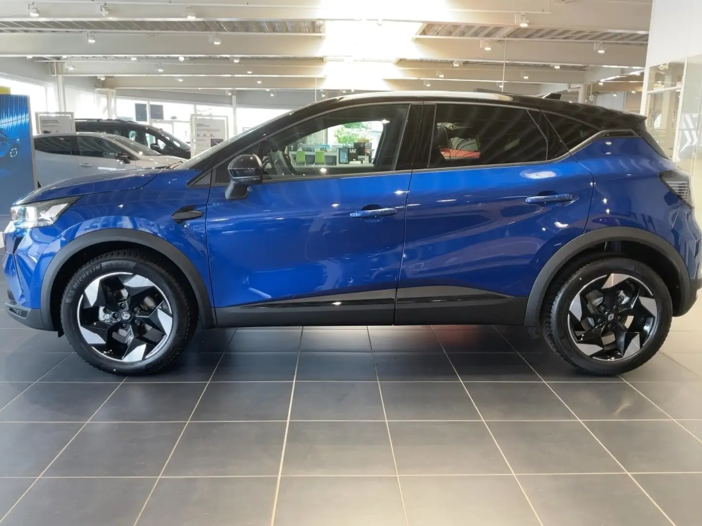 Renault Captur Techno TCe 90 GJR,Klima,Navi,Kamera Blau - 2