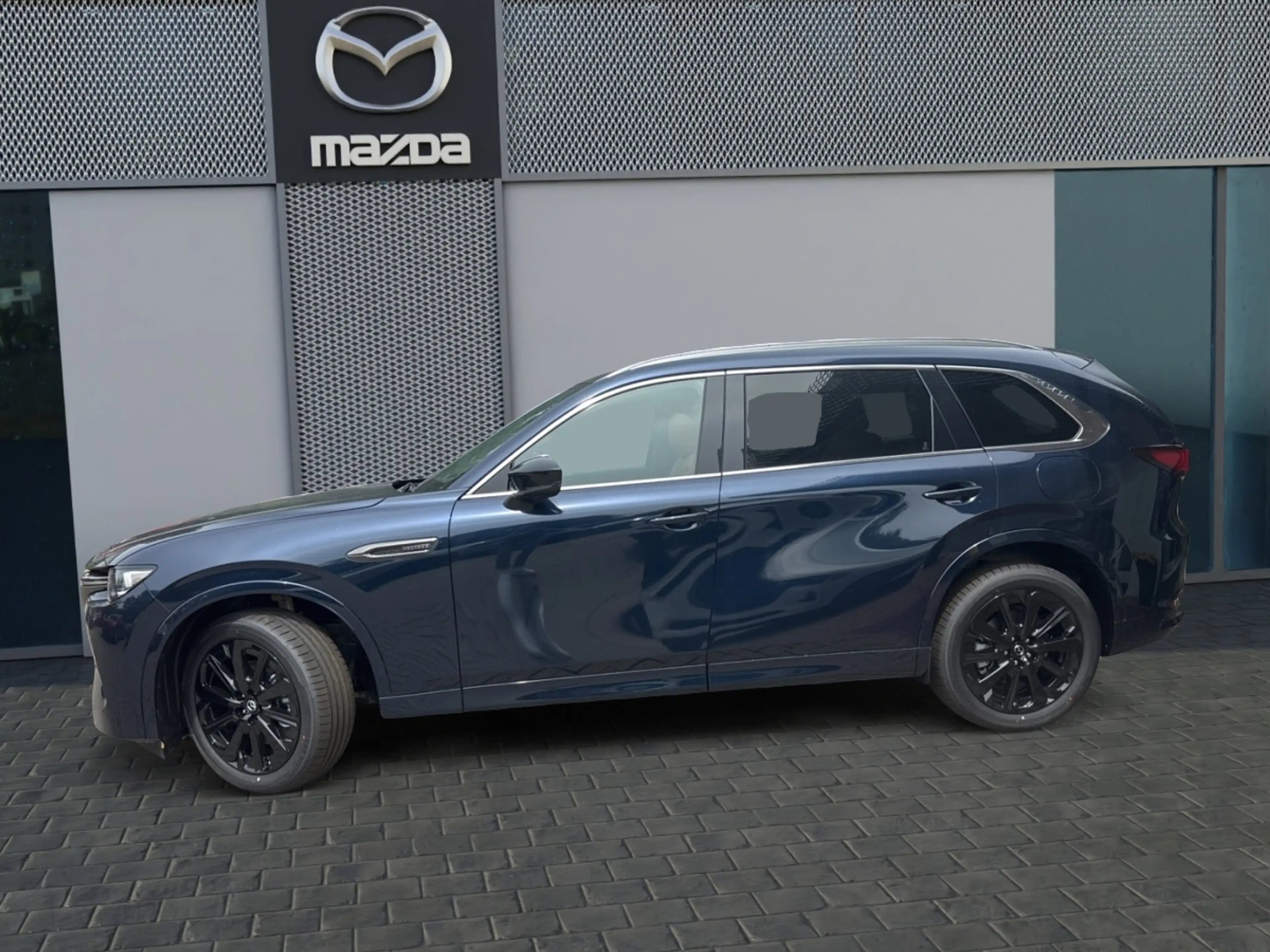 Mazda CX-80 e-SKYACTIV-D 254 AWD 8AT HOMURA PLUS CAPTAIN SEATS — photo 2