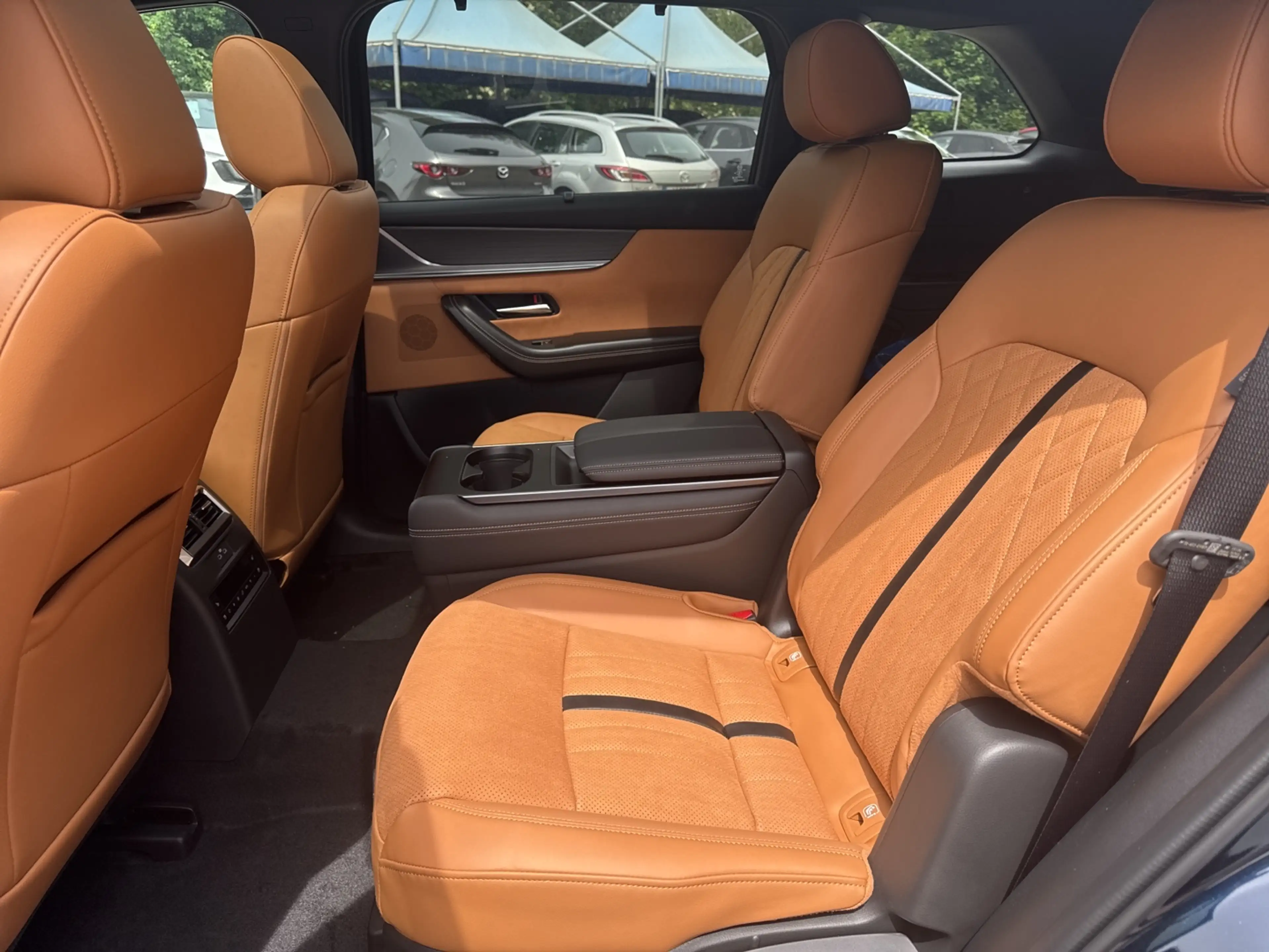 Mazda CX-80 e-SKYACTIV-D 254 AWD 8AT HOMURA PLUS CAPTAIN SEATS — photo 7