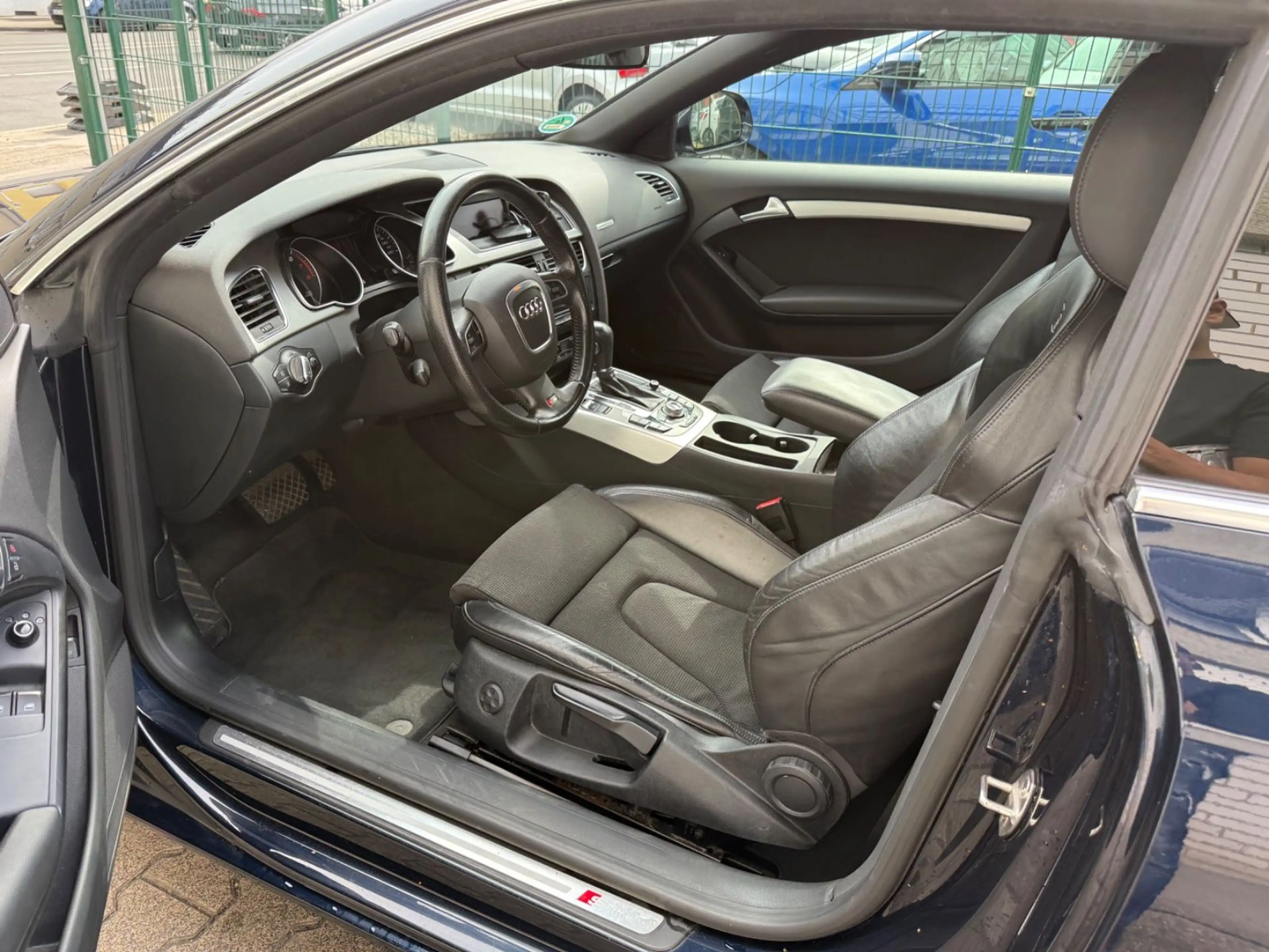 Audi A5 Coupe 2.0 TFSI TÜV BIS 06.27 *S.HEFT * S.LINE — photo 10