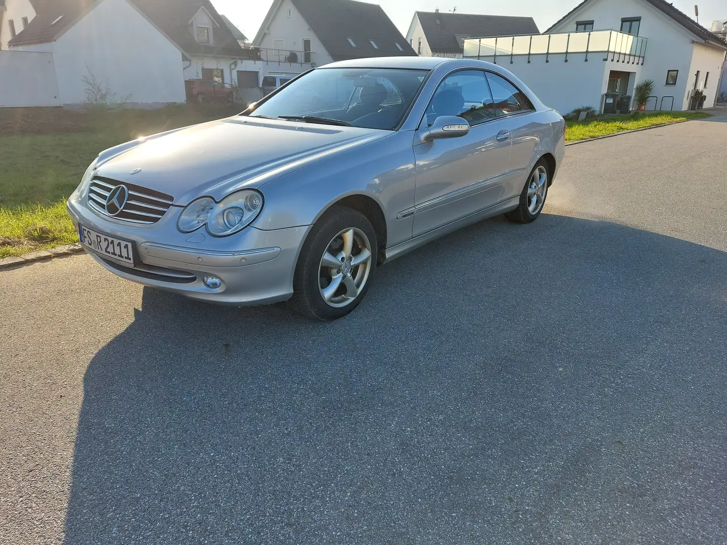 Mercedes-Benz CLK 200 CLK-Klasse Coupe Coupe Kompressor Avantgarde Silver - 2
