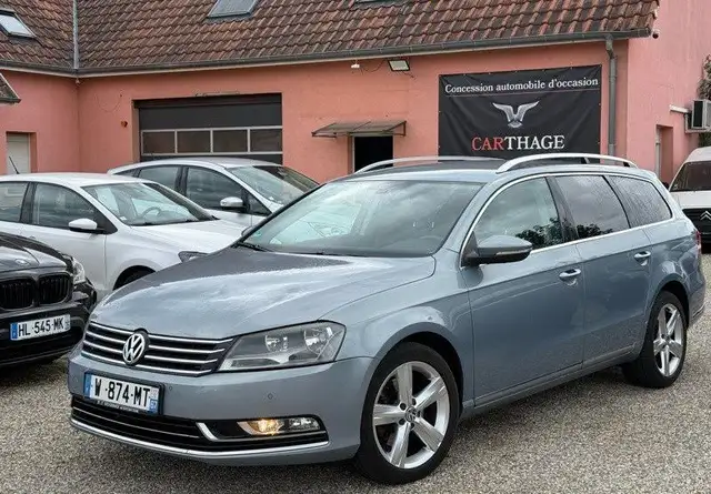 Volkswagen Passat main image