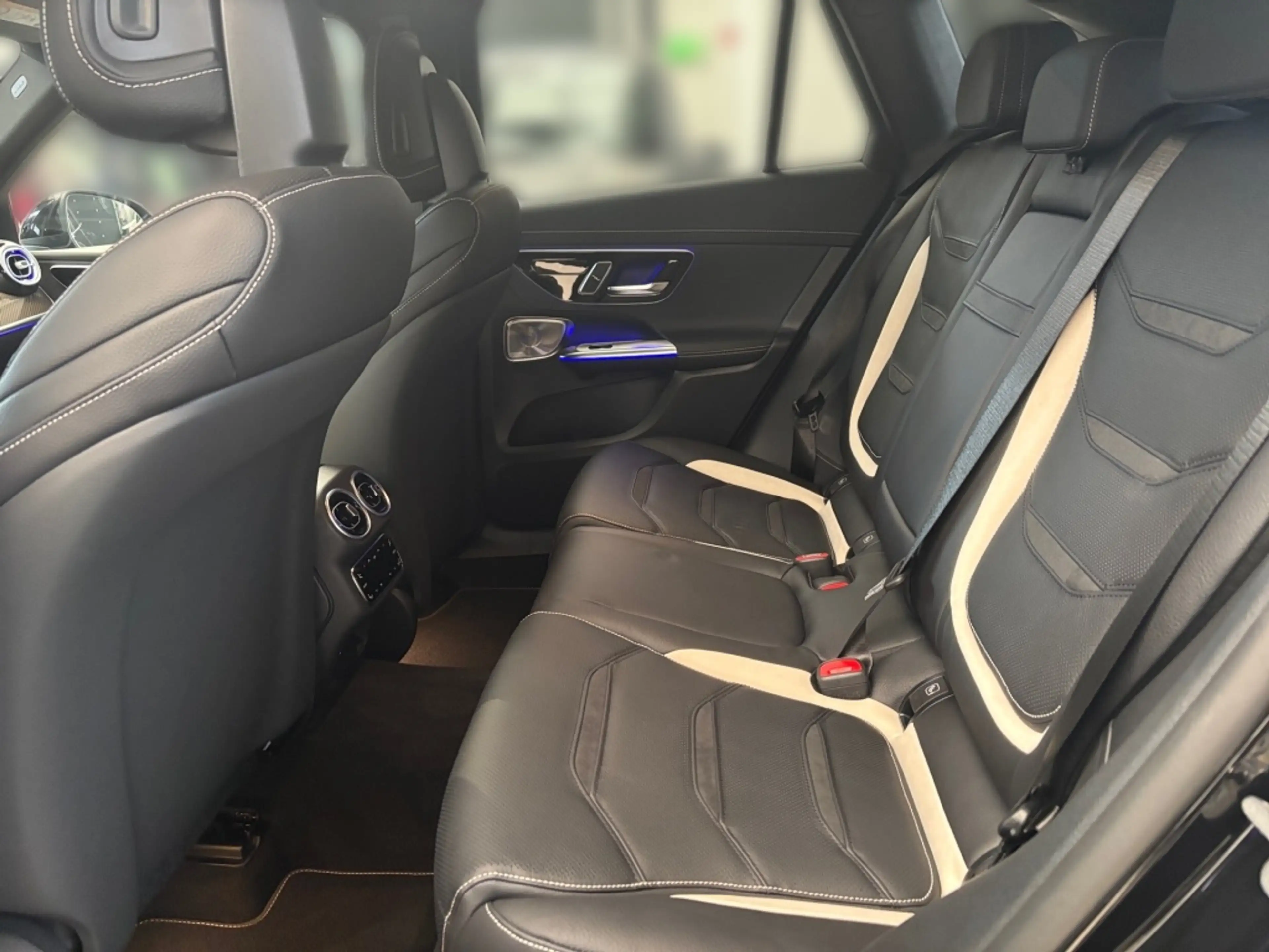 Mercedes-Benz GLC 53 AMG AMG GLC 53 4M+ +GOLDEN-ACCENT+DRIVERS-PACK+BURM+ — photo 11