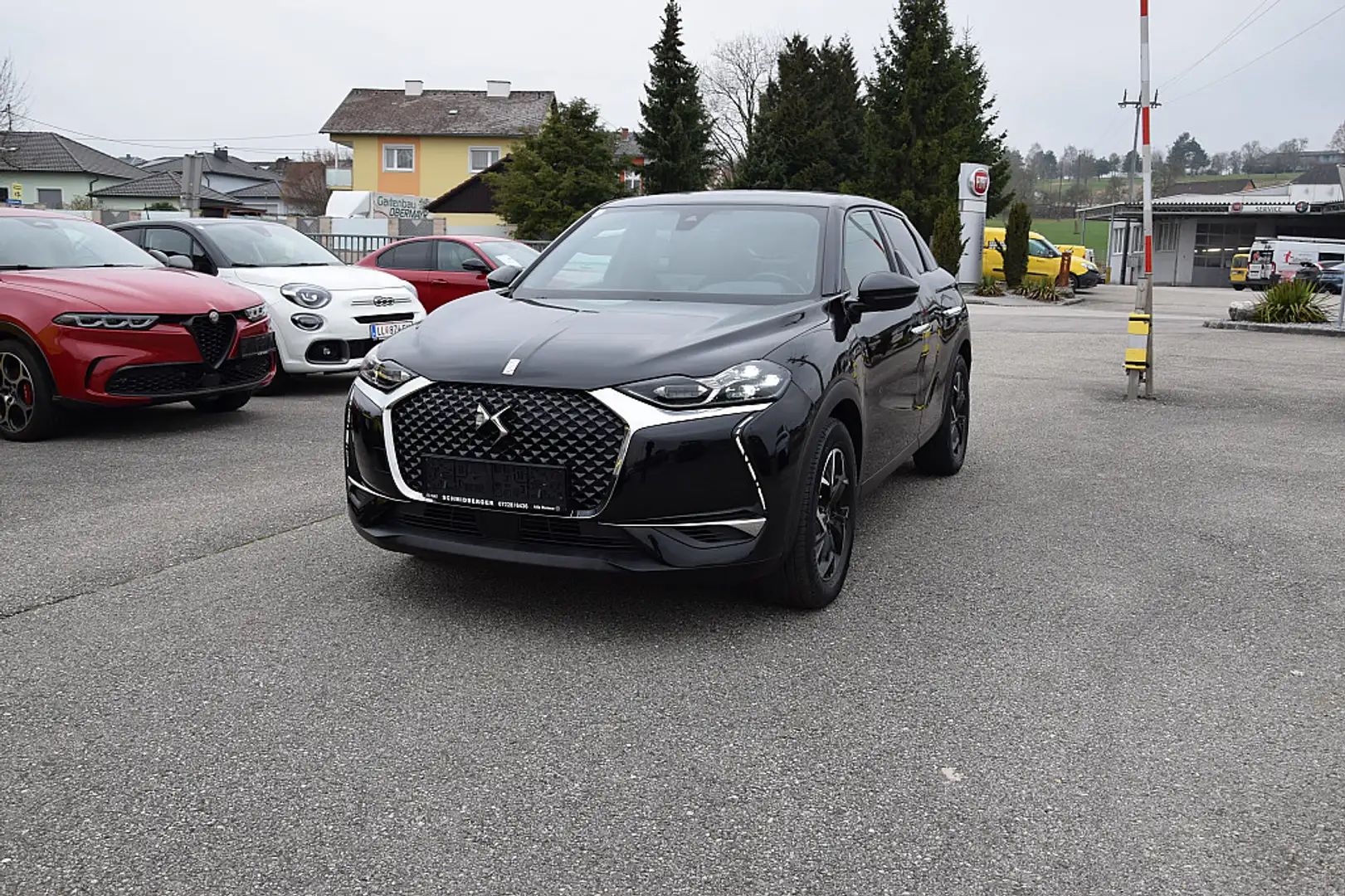 DS Automobiles DS 3 DS3 Crossback BlueHDI 100 S&S Manuell So Chic Negru - 1