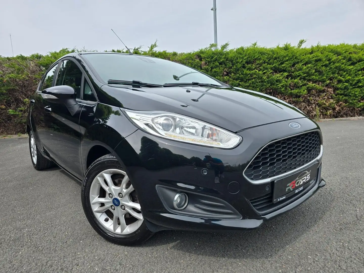 Ford Fiesta Celebration Klimautomatik Sitzheizung LED Zwart - 2