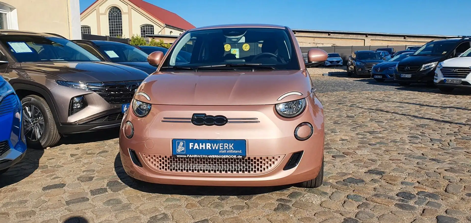 Fiat 500 e Lim. Action sofort Verfügbar Золотий - 2