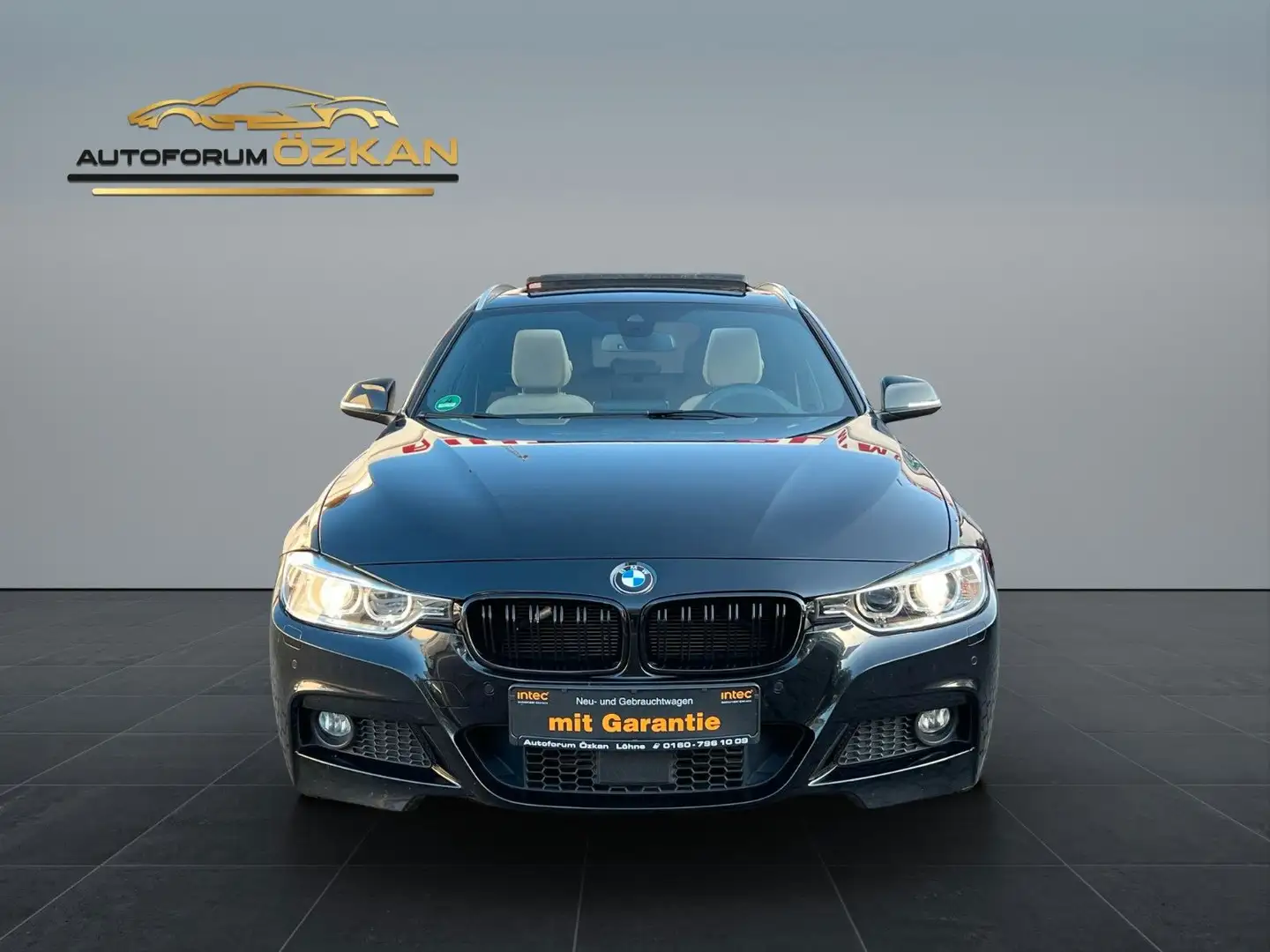 BMW 320 d xDrive M Sport VOLL! Schwarz - 2