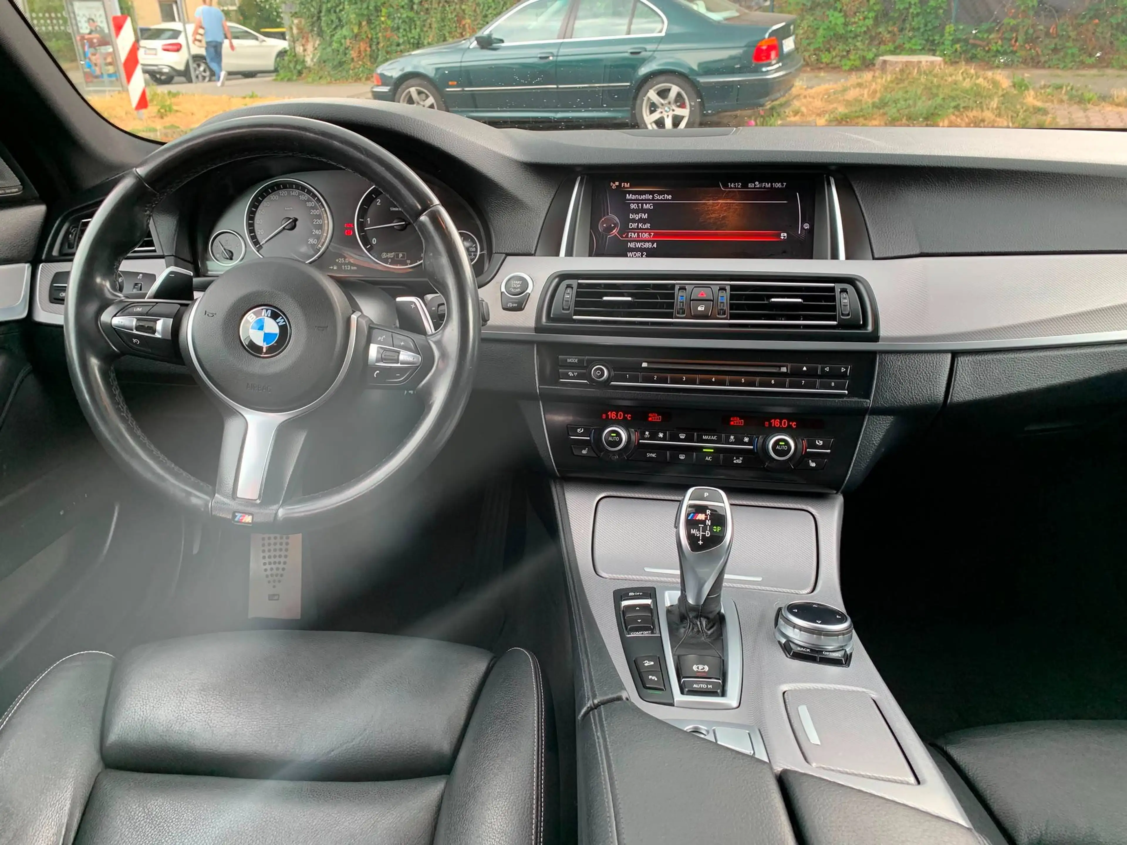 BMW M550 M550 d xDrive M Sportpaket *2.HAND-SDACH-H&K* — photo 11