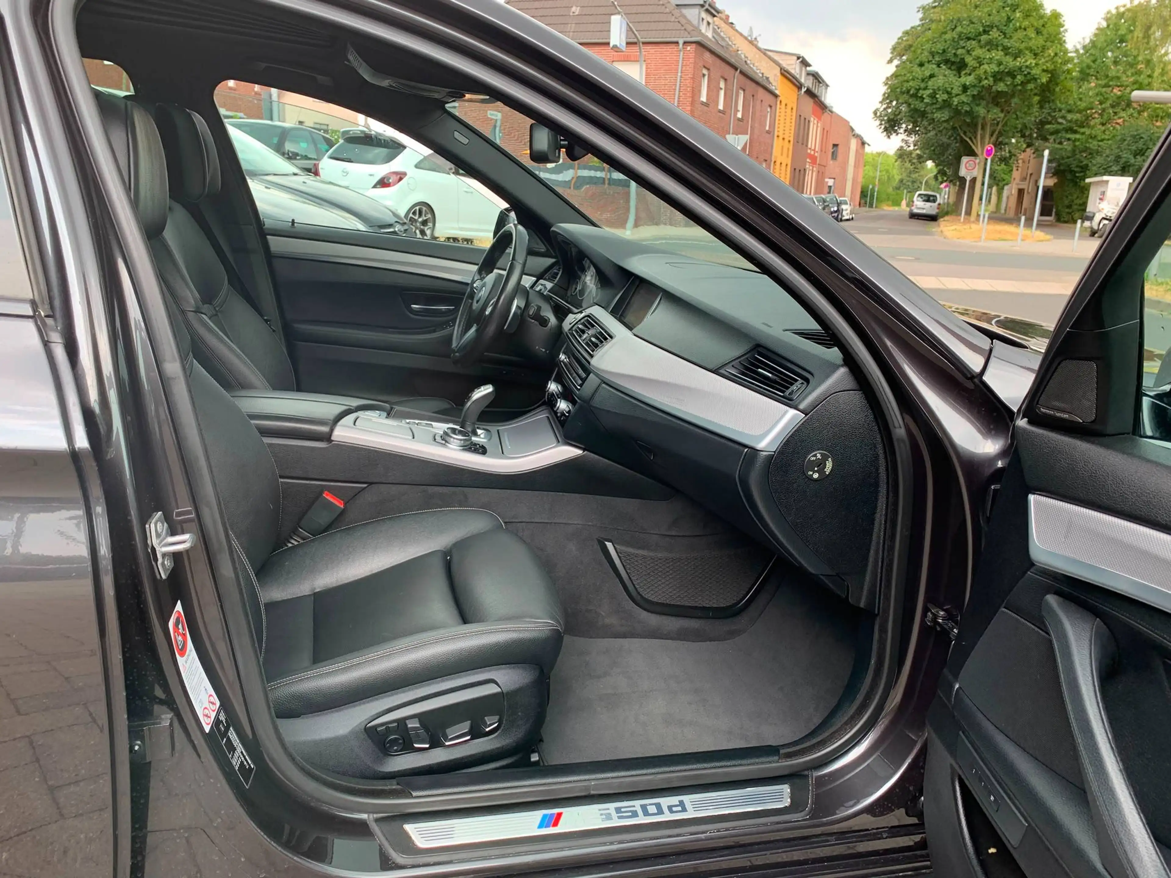 BMW M550 M550 d xDrive M Sportpaket *2.HAND-SDACH-H&K* — photo 15