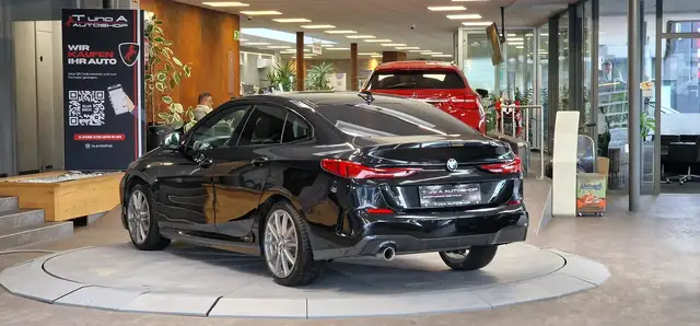 BMW 2 Series view 6