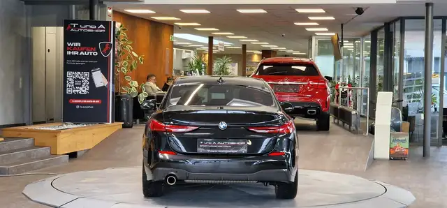 BMW 2 Series view 8