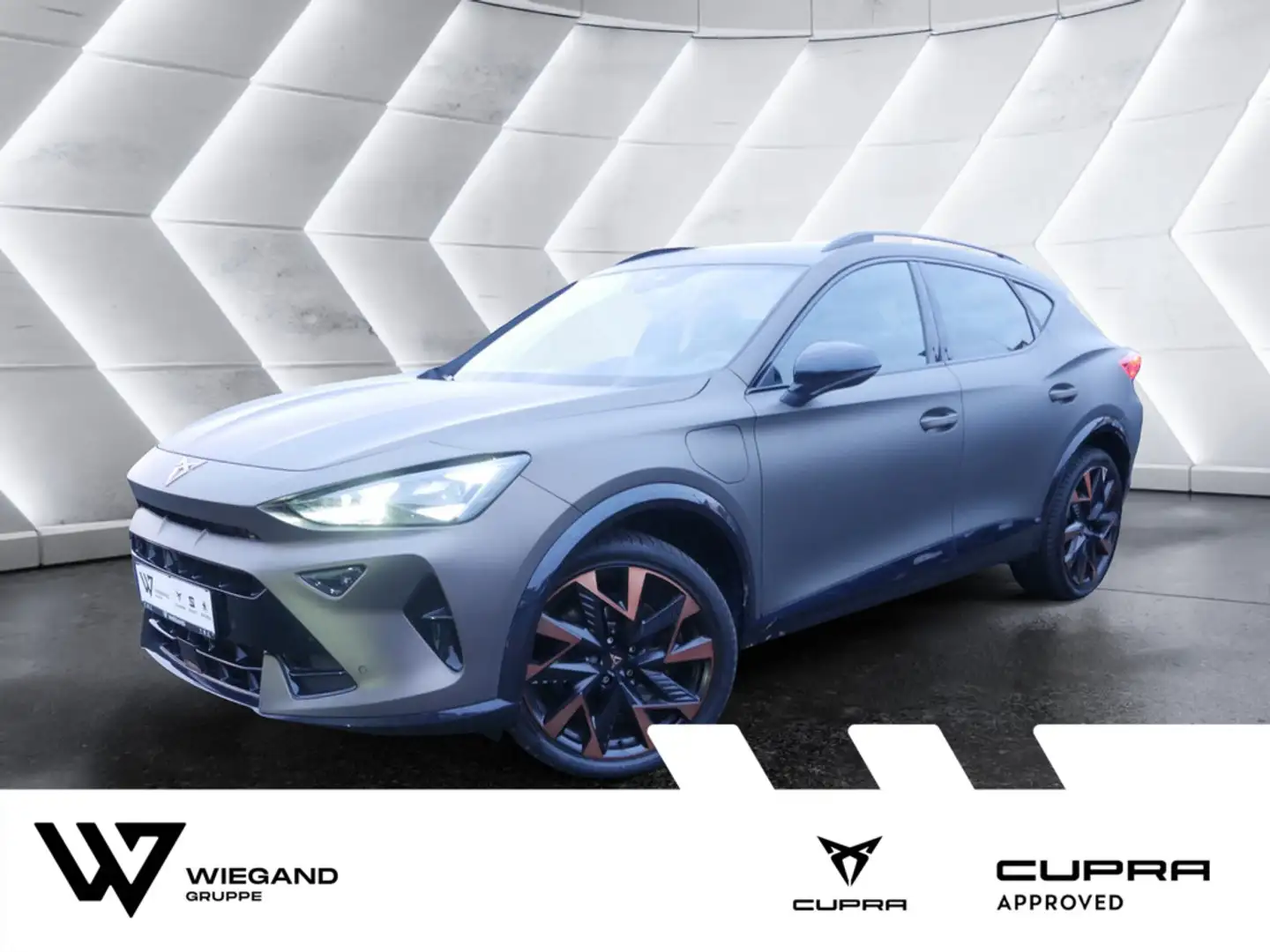 CUPRA Formentor TSI VZ 1.5 TSI e-Hybrid COPPER MATR Bronze - 1