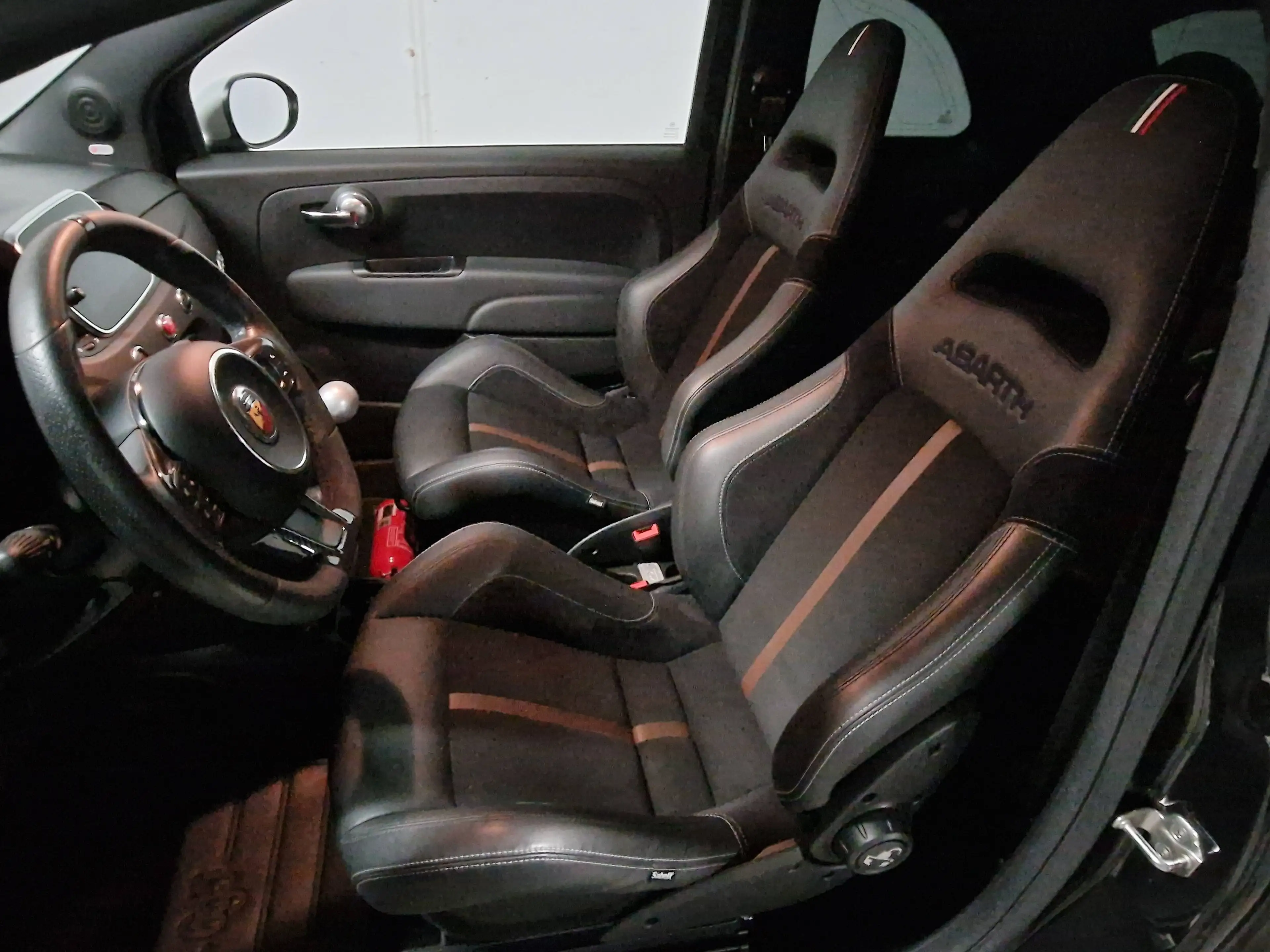 Abarth 695 695 1.4 T-Jet 70th Anniversario - Garantie 12M — photo 6