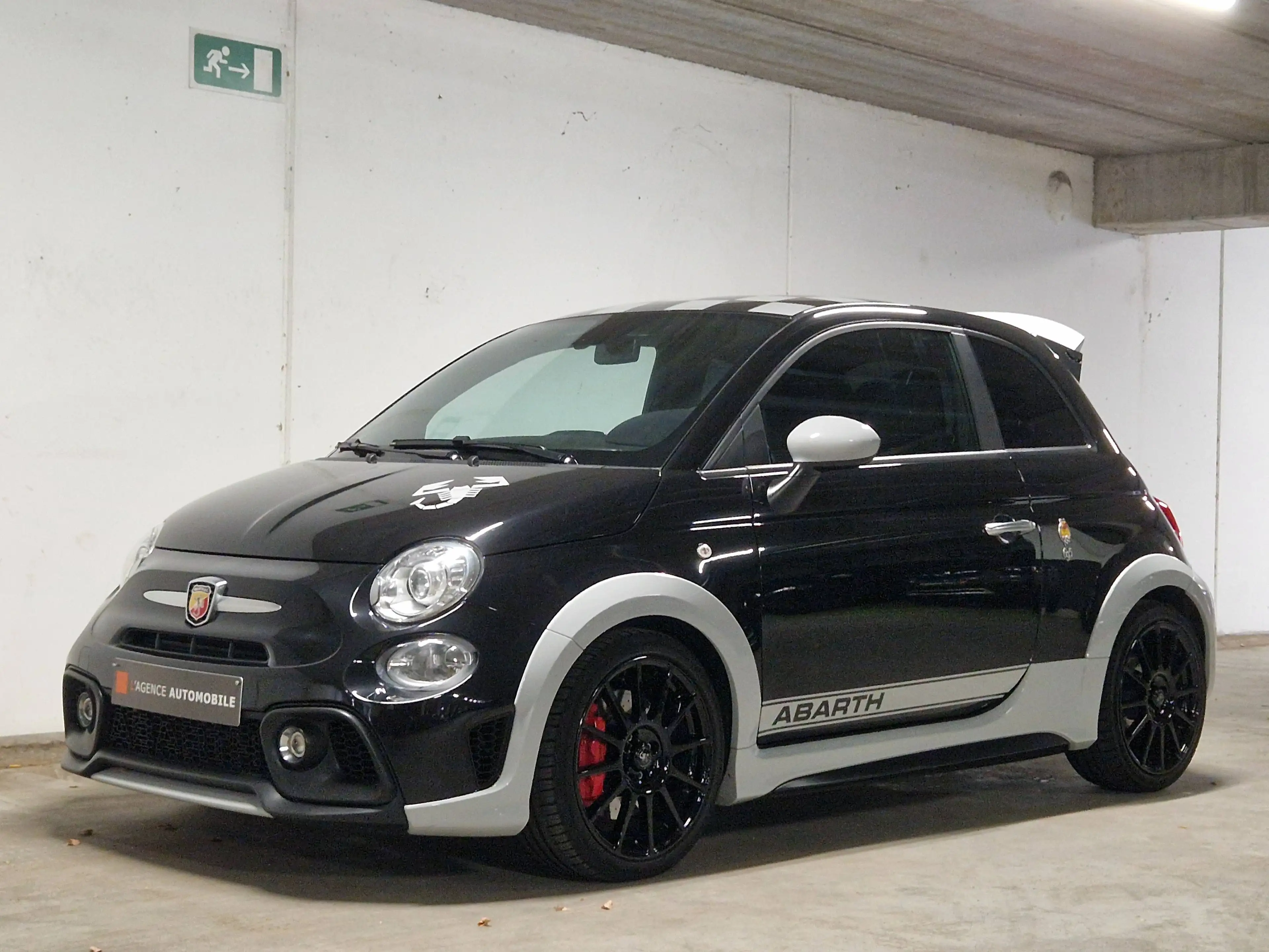 Abarth 695 695 1.4 T-Jet 70th Anniversario - Garantie 12M — photo 2