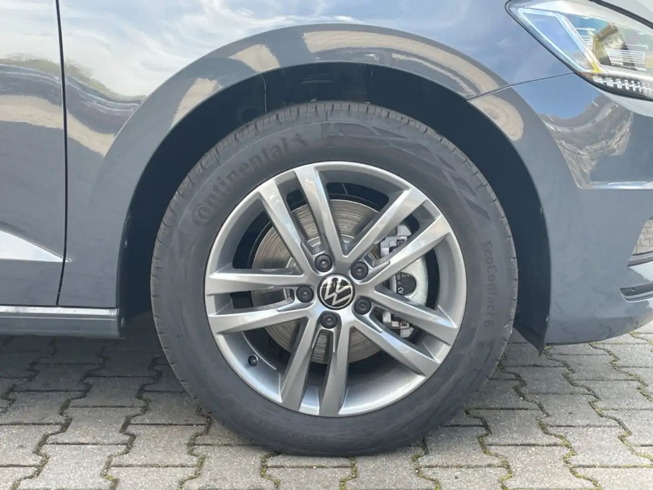 Volkswagen Touran 1.5TSI DSG Comfortline AHK/Kamera/LED/ACC/Keyless/, миниатюра 29