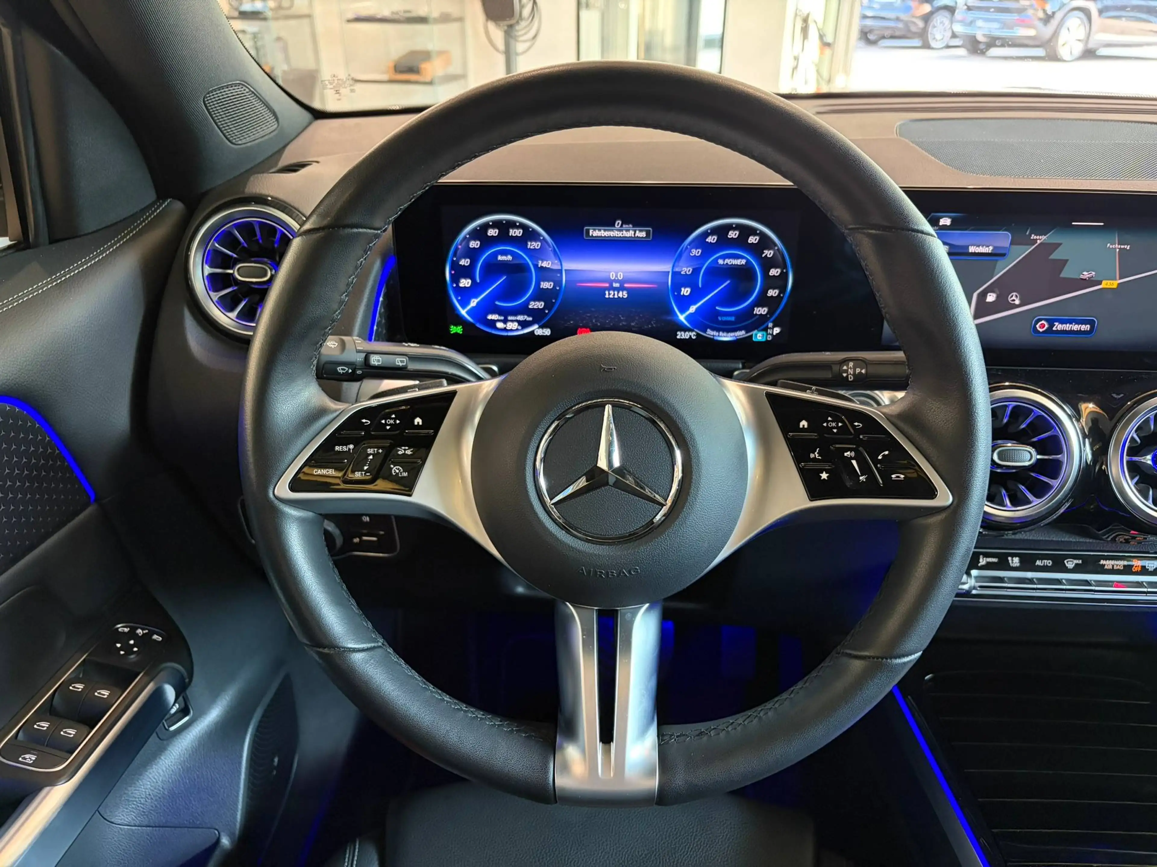 Mercedes-Benz EQB 300 EQB 350 4M /PANO/FAP/DISTRO/AHK/360°/MEMORY/ — photo 13