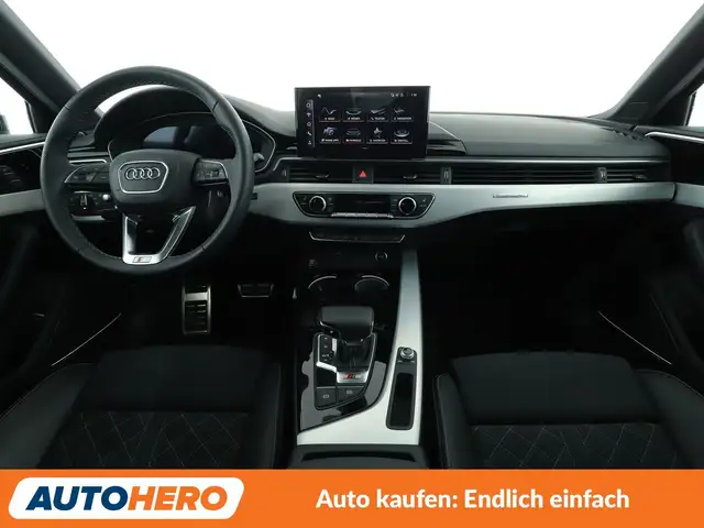 Audi S4 view 12