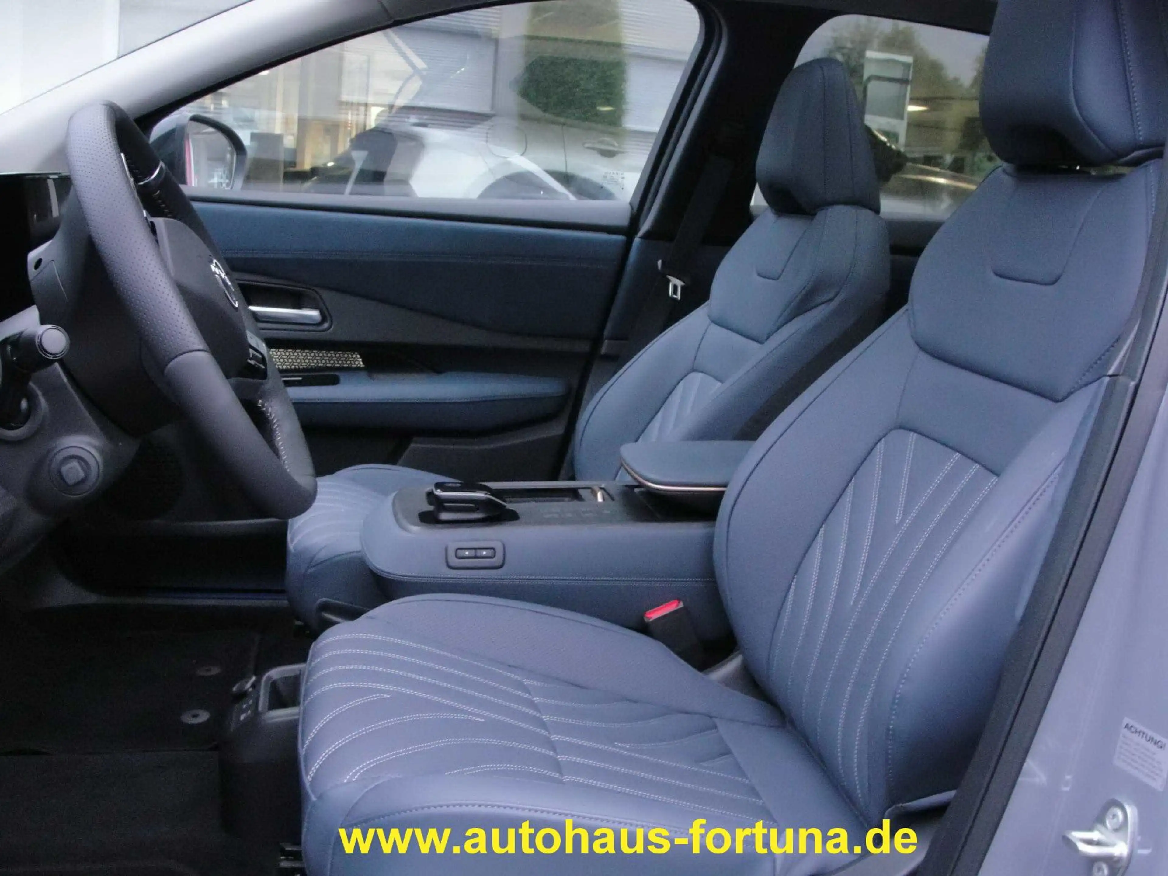 Nissan Ariya Evolve+ e-4orce 4x4 Leder PGD 87 kwh — photo 7