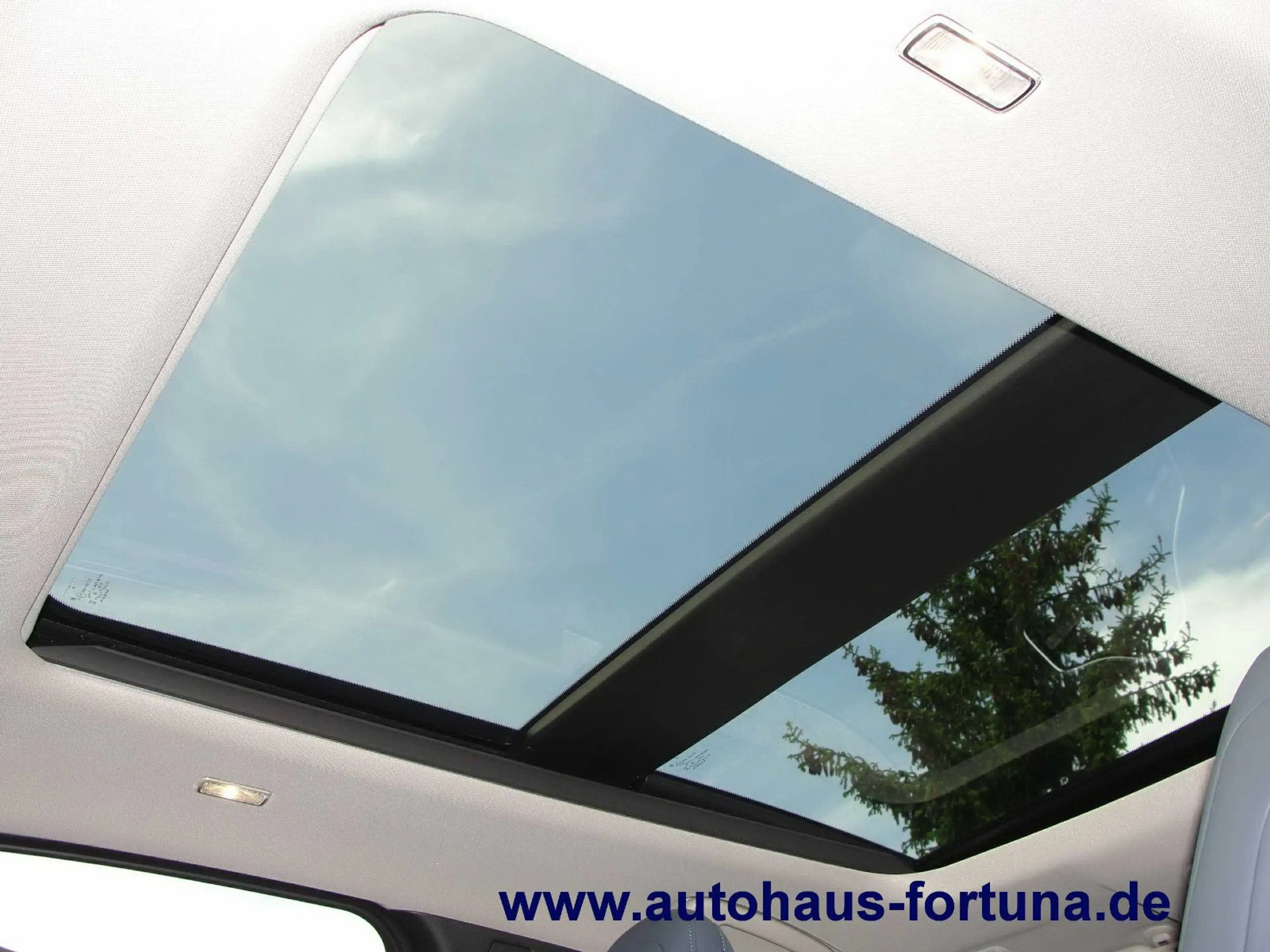 Nissan Ariya Evolve+ e-4orce 4x4 Leder PGD 87 kwh — photo 6