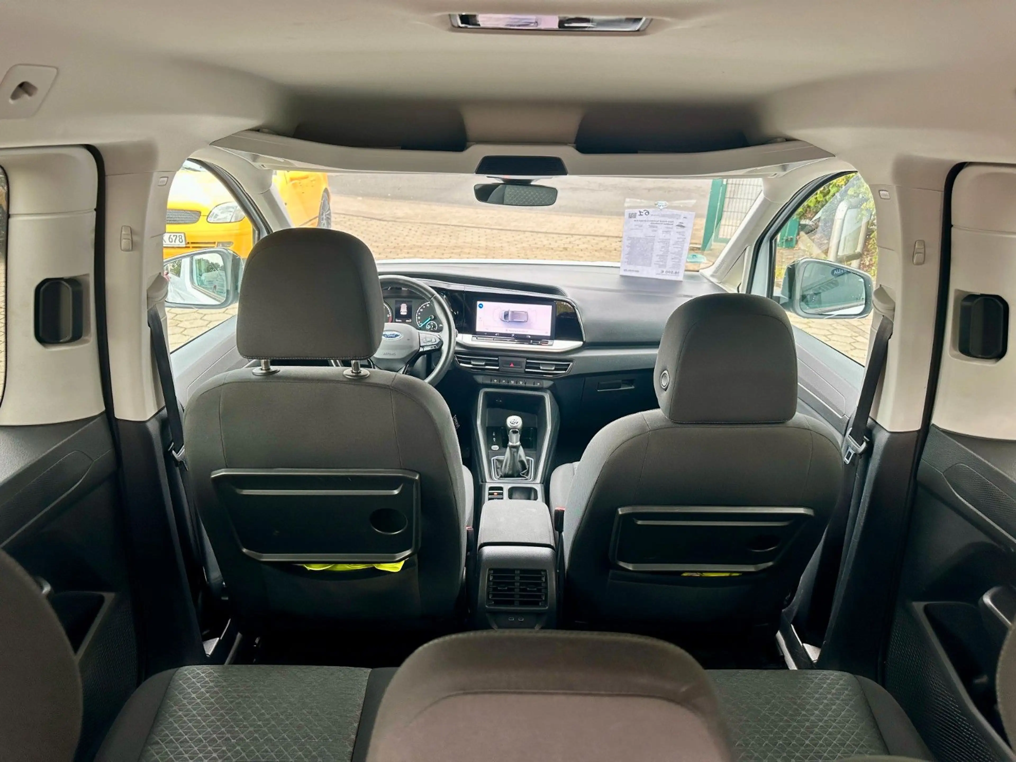 Ford Grand Tourneo Connect 2.0 EcoBlue TITANIUM — photo 9