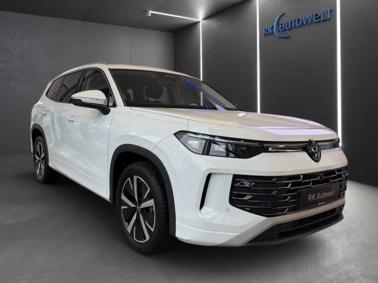 Volkswagen Tayron 1.5 Elegance DSG AHK-klappbar Navi 360 Kamera Weiß - 2